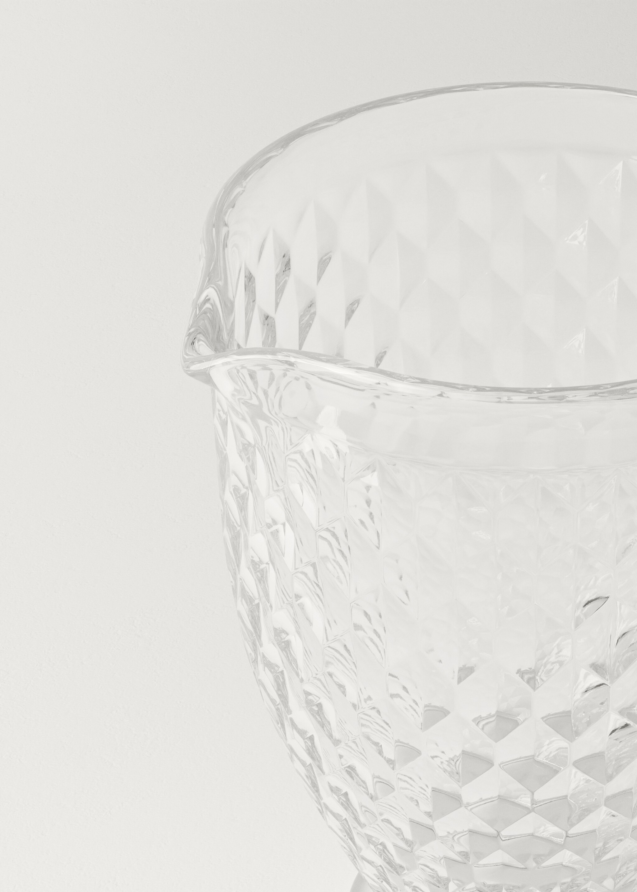 Carafă de sticlă geometrică în relief - Detaliu al articolului 1