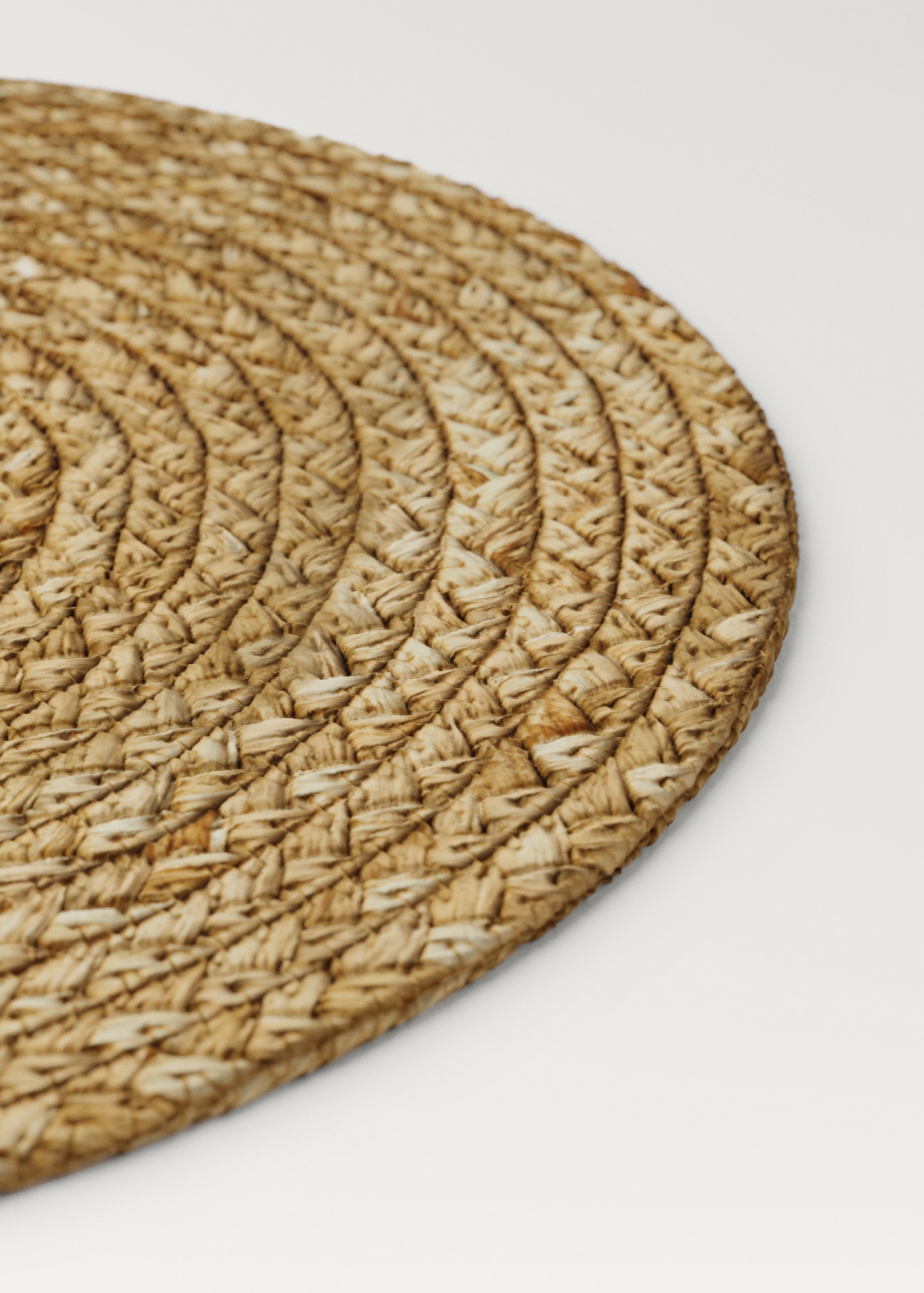 Set de table rond fibre naturelle - Home | MANGO France métropolitaine