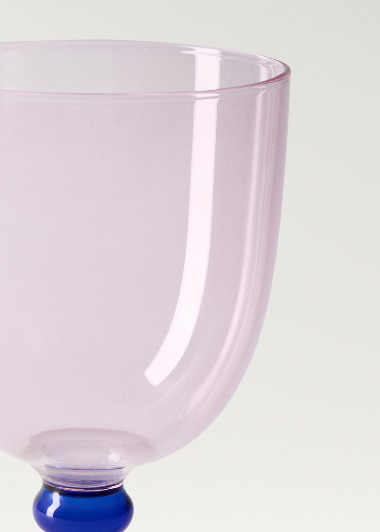 Borosilicate glass with two-tone design - Details of the article 1