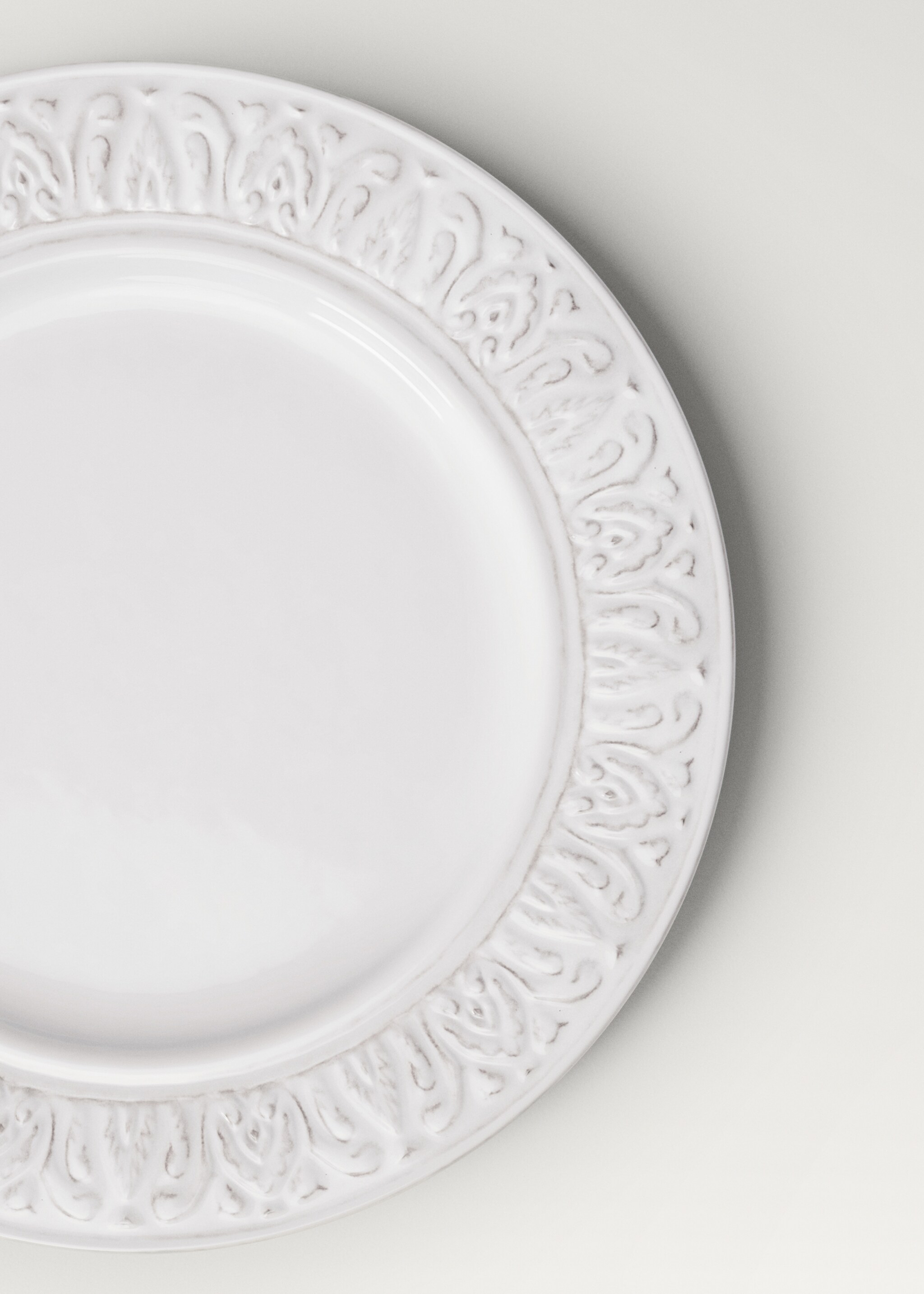 Dinerbord van steengoed met sierrand - Detail van het artikel 1