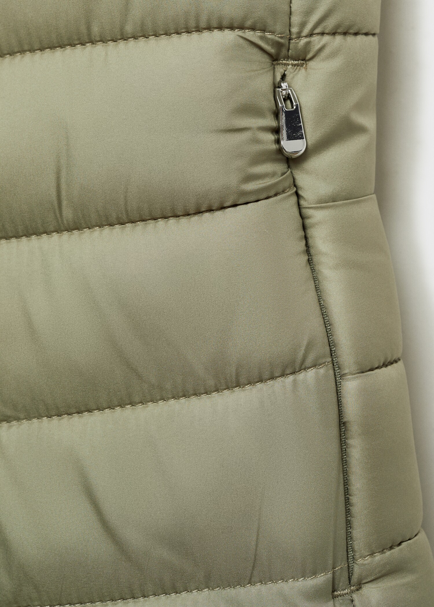 Quilted gilet - Details of the article 0