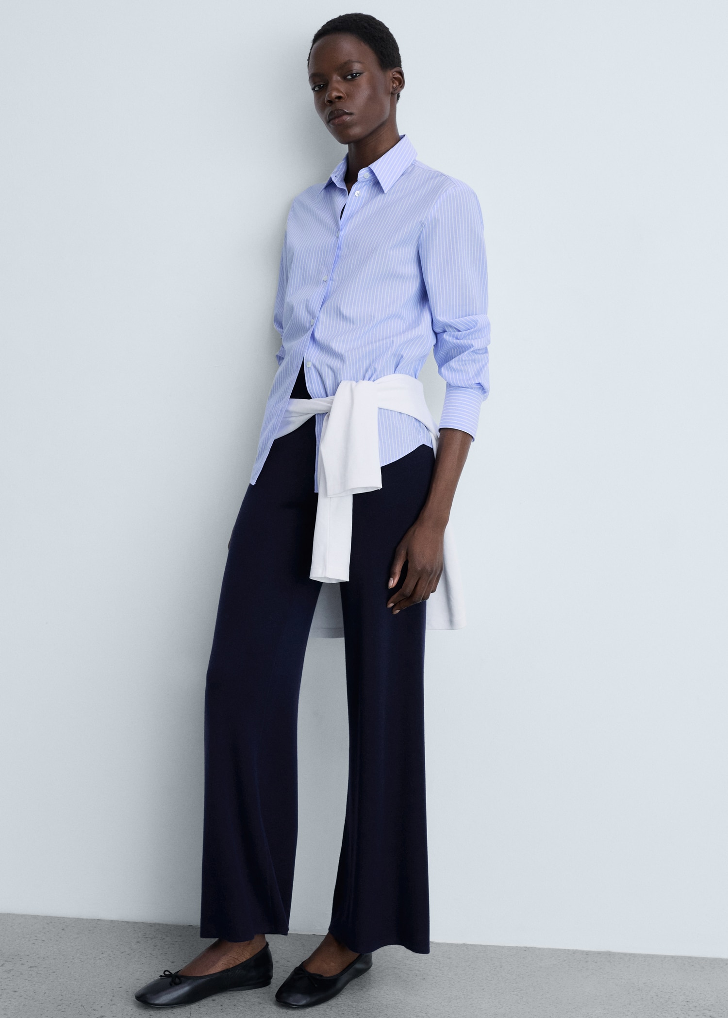 Straight knitted trousers