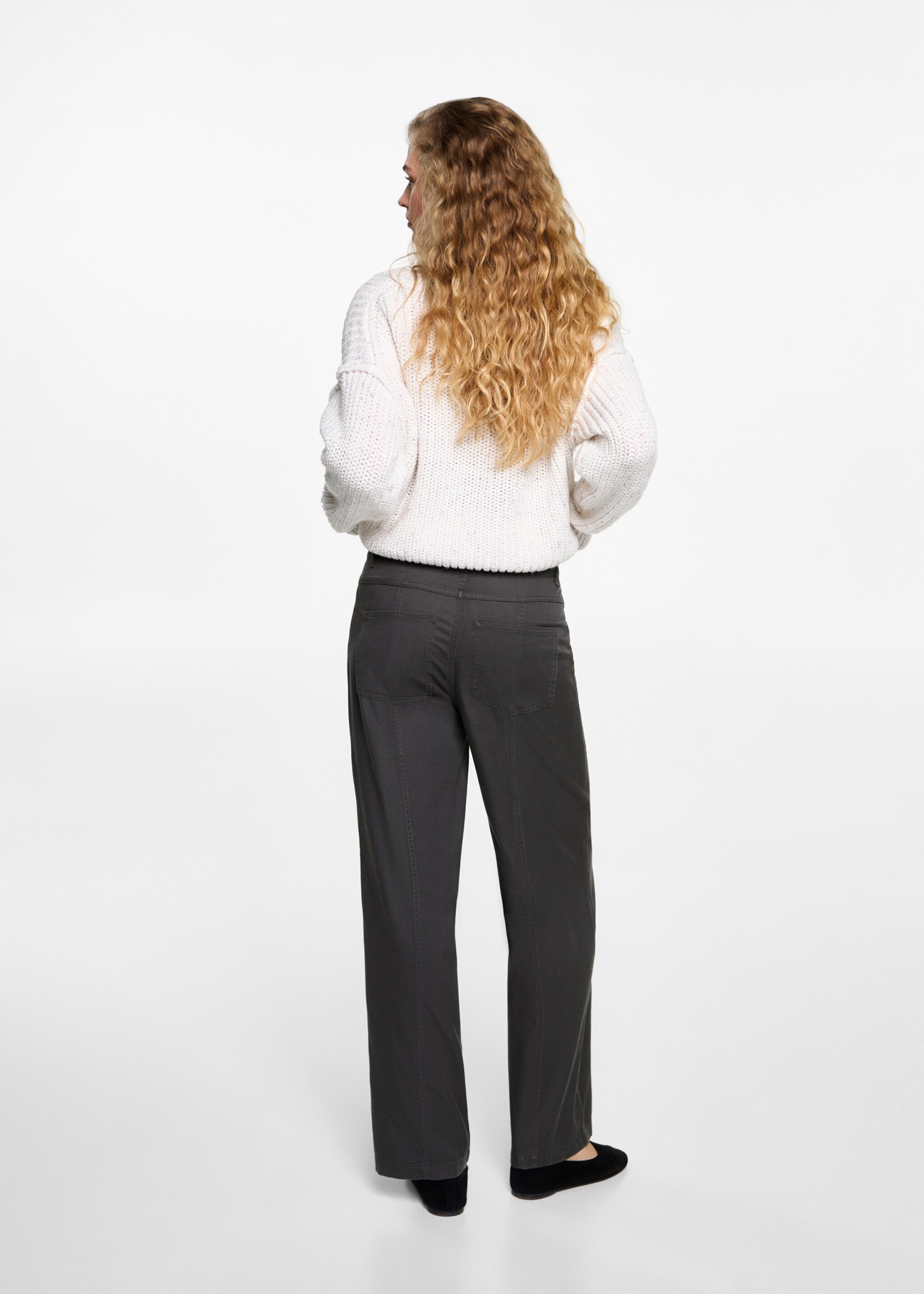 Straight trousers - Reverse of the article