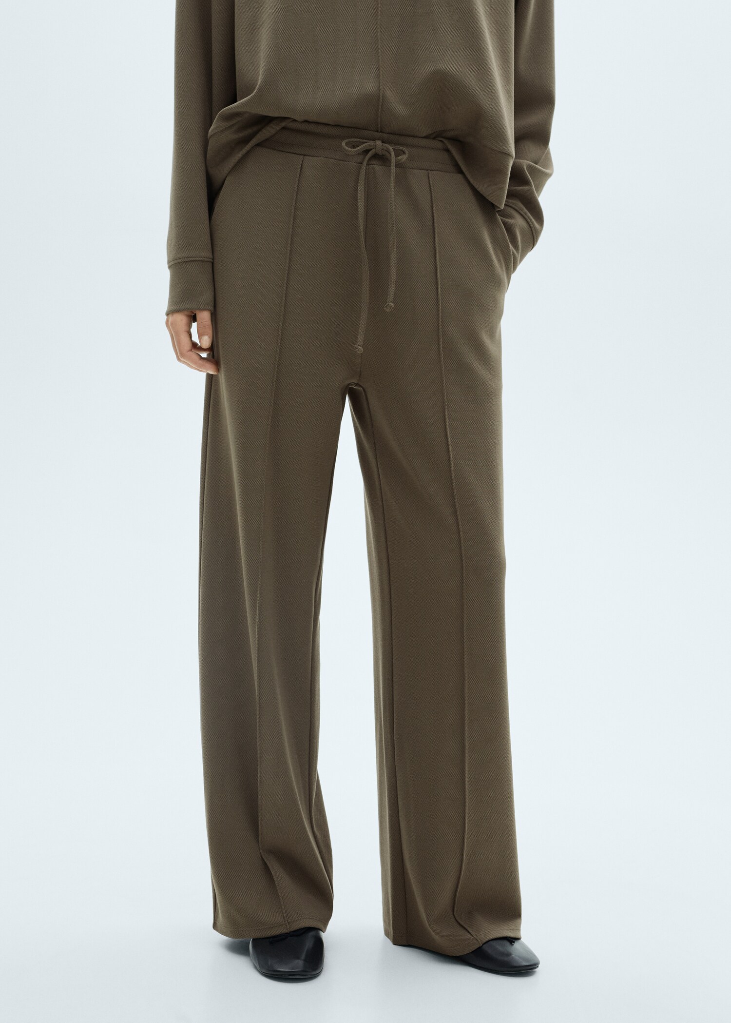 Wide-leg jogger trousers - Medium plane