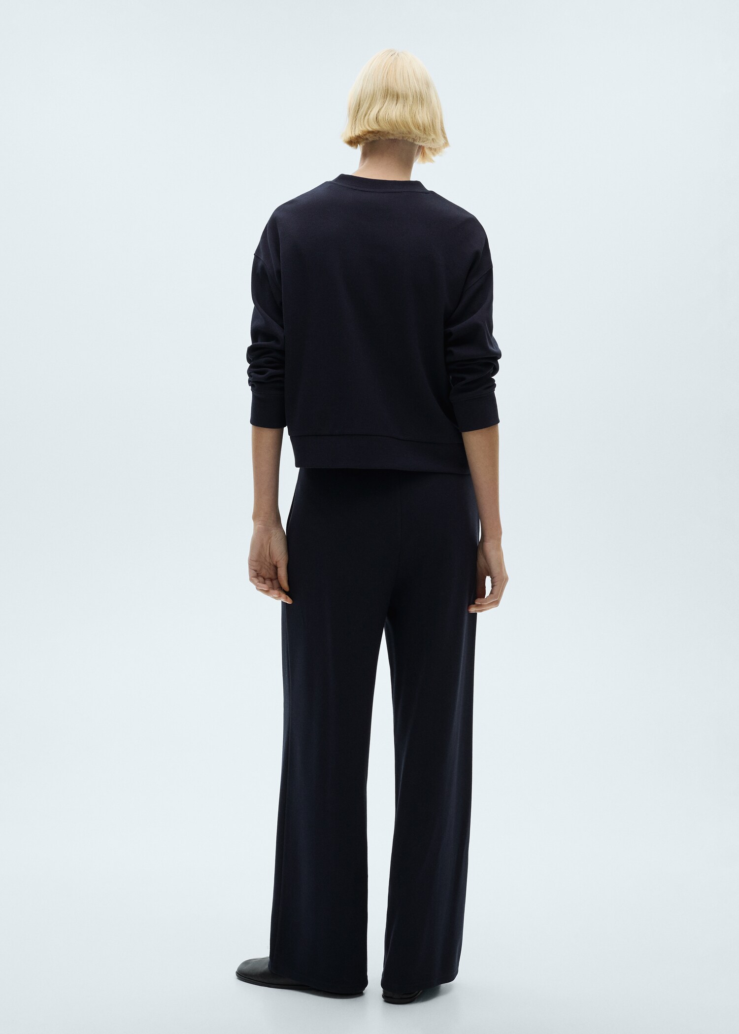 Wide-leg jogger trousers - Reverse of the article