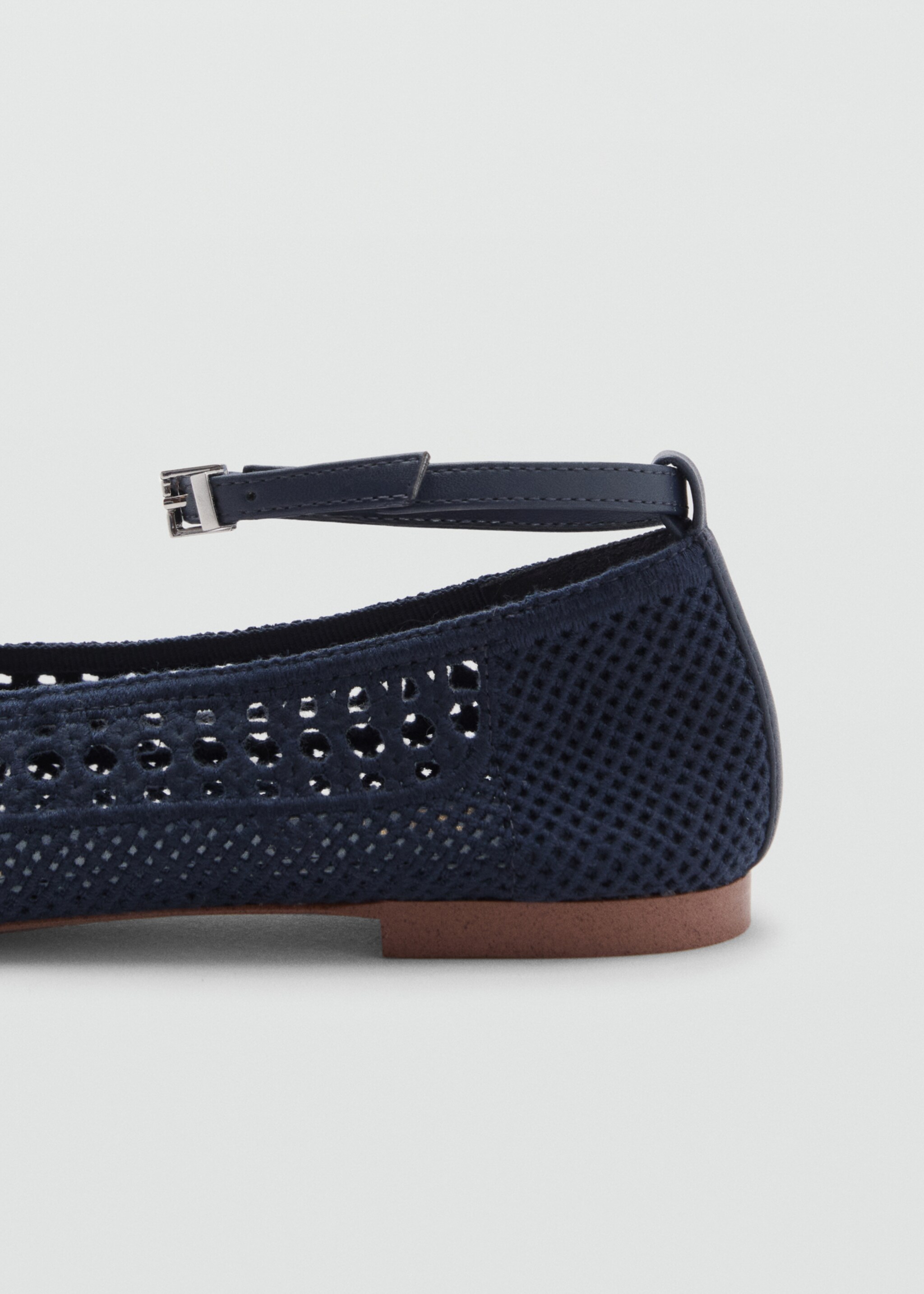 Lace ballerina flats with ankle strap - Details of the article 2