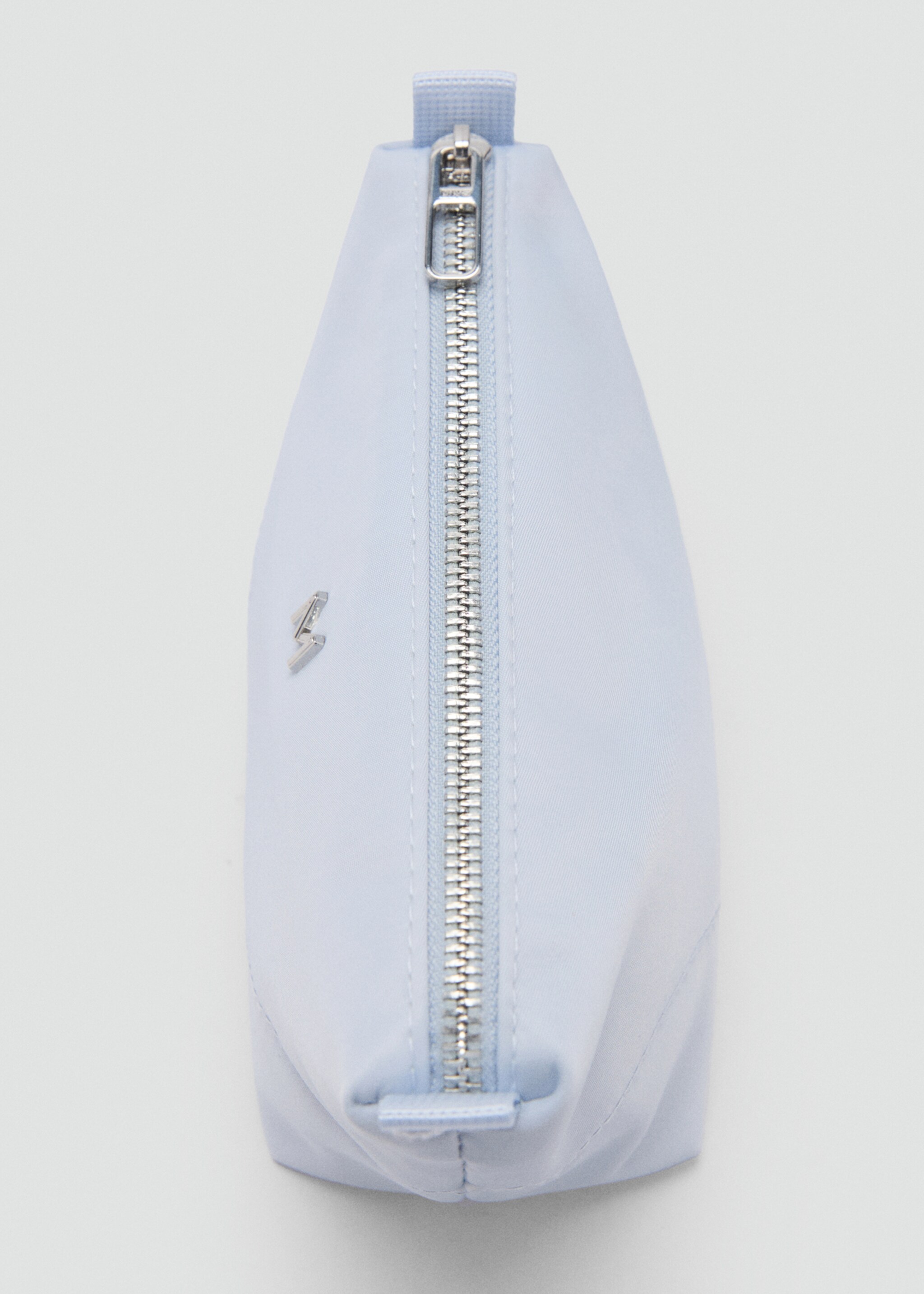 Zipped nylon cosmetics bag - Details of the article 1