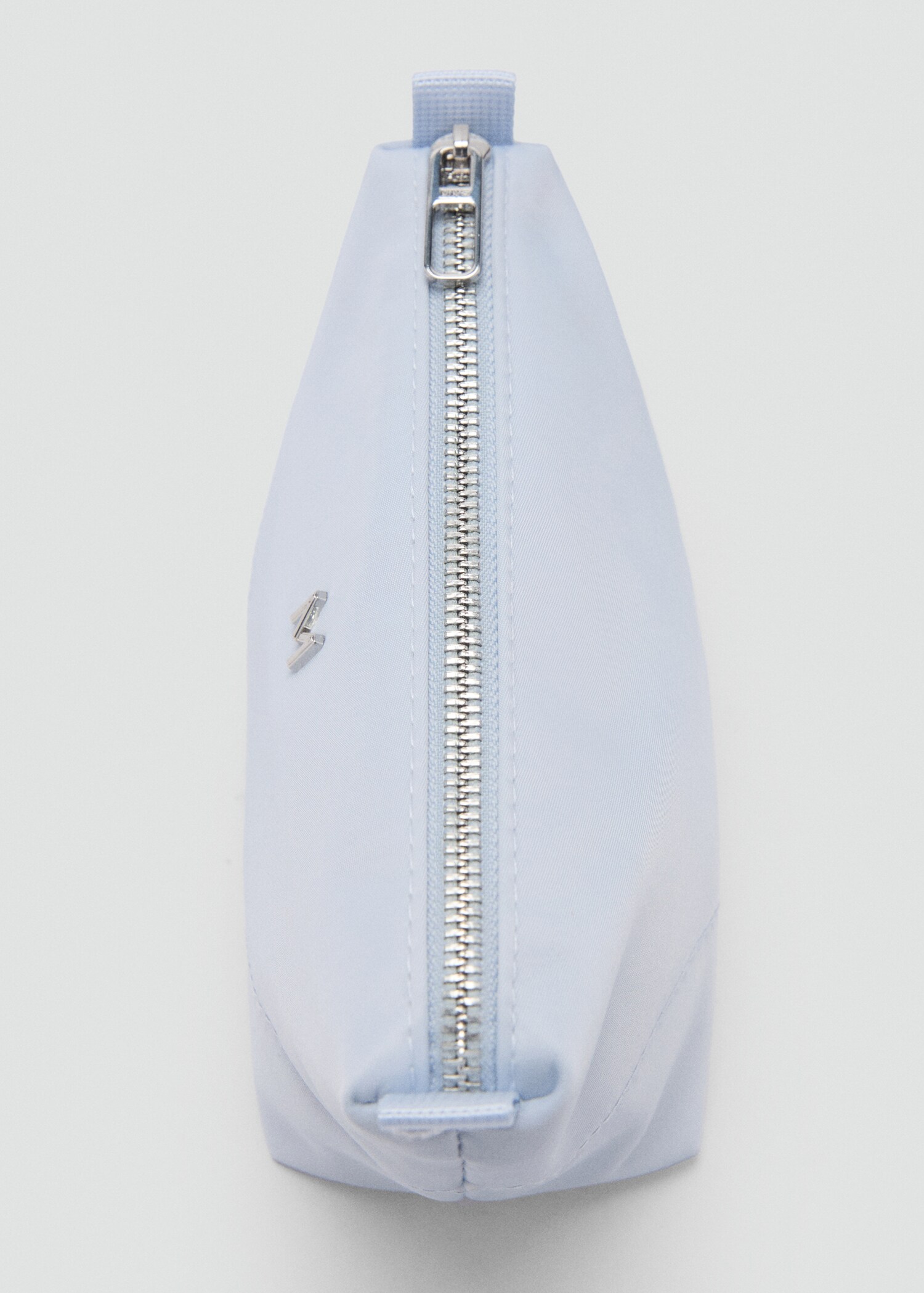 Zipped nylon cosmetics bag - Details of the article 1
