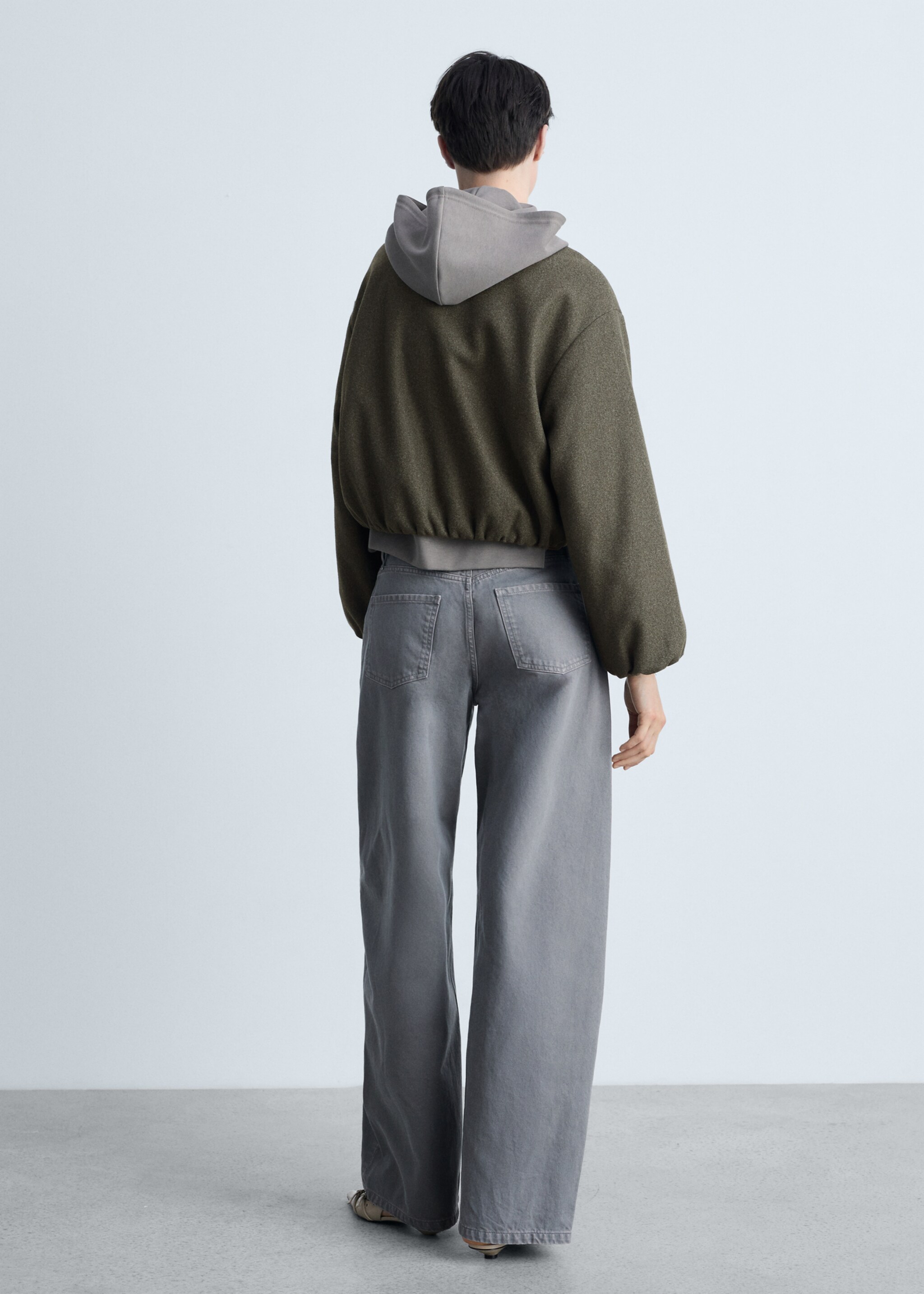 Gathered bomber jacket - Reverse of the article