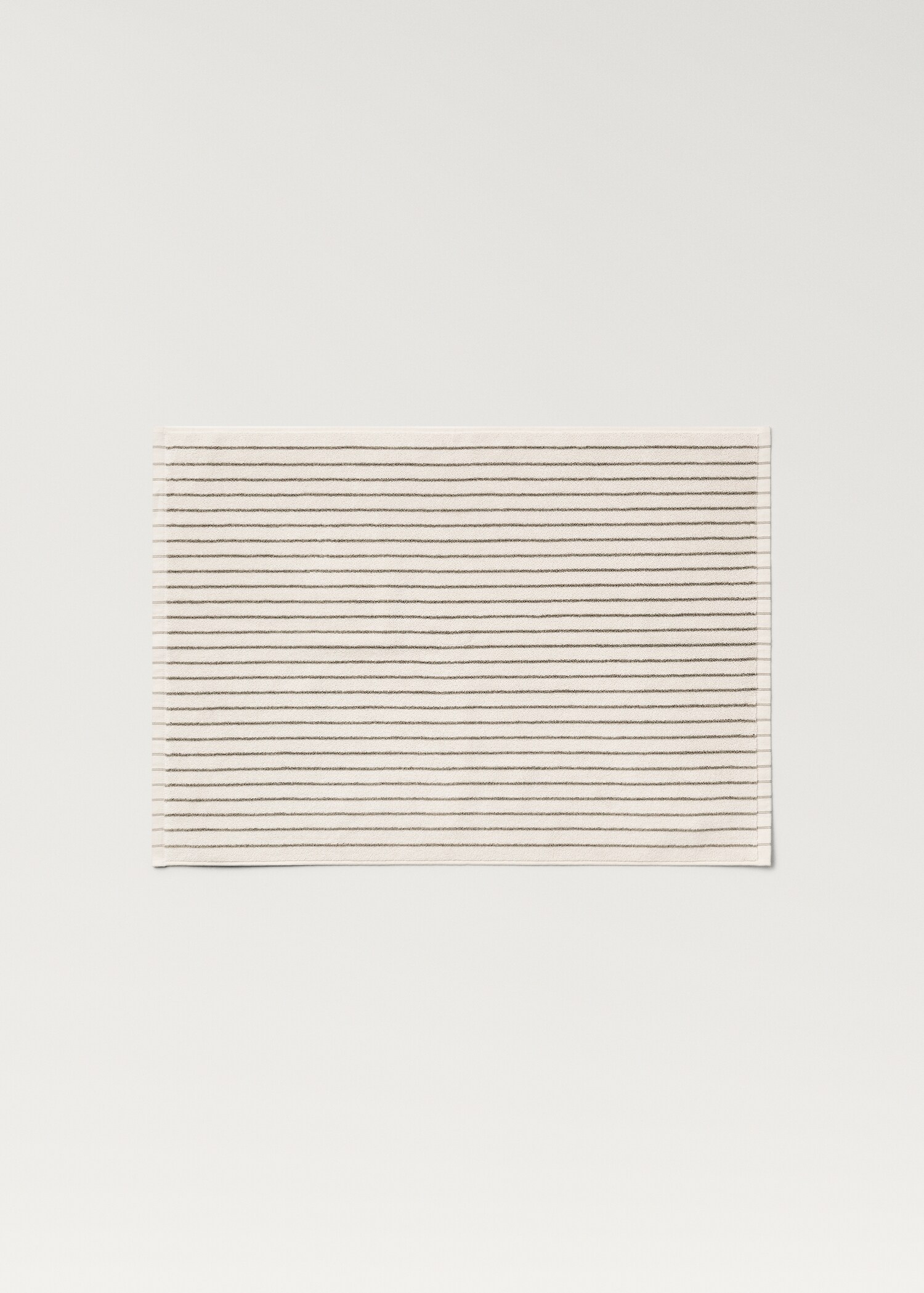 Two-tone striped bath mat - Article without model
