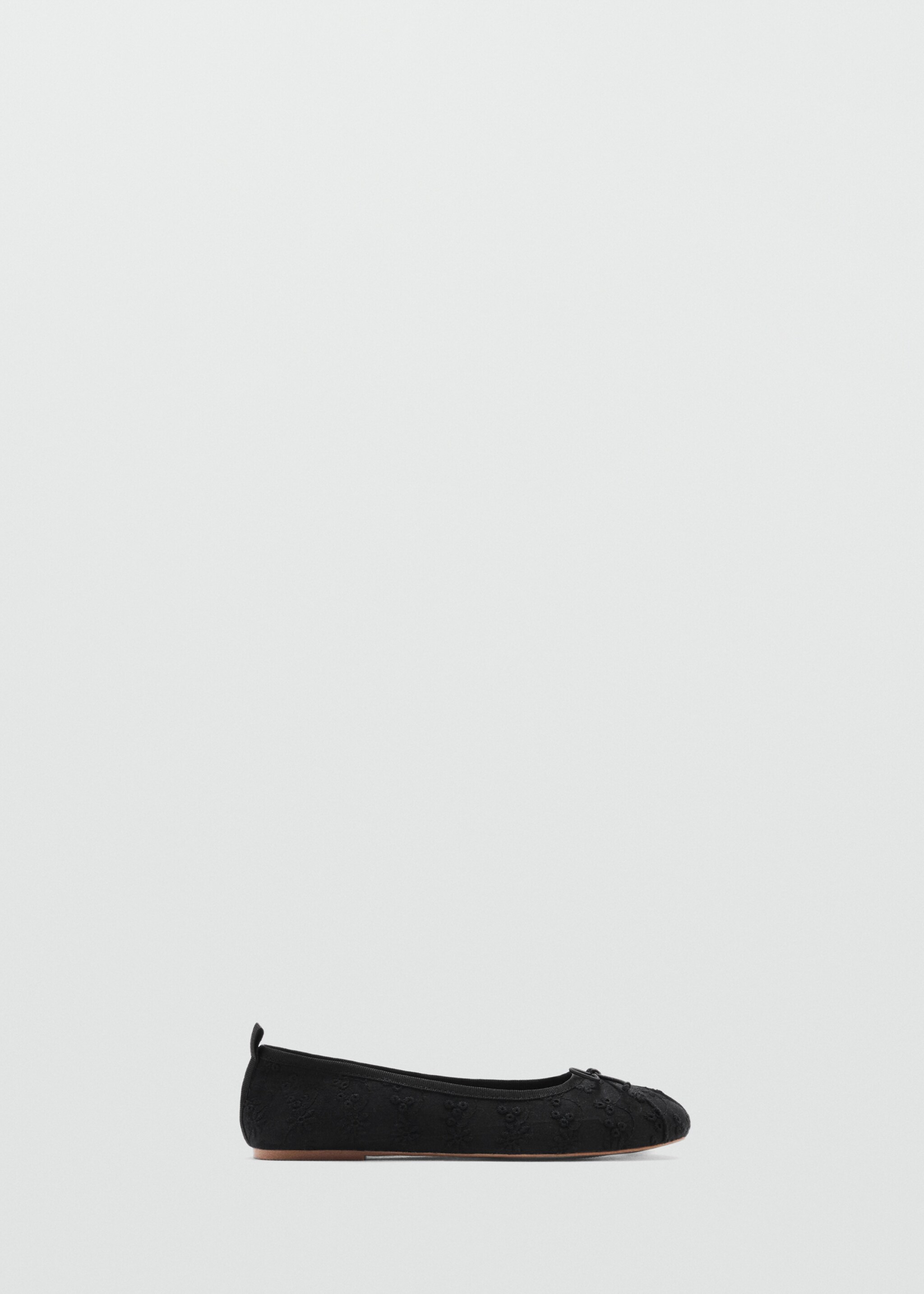 Embroidered ballet flats with bow - Article without model