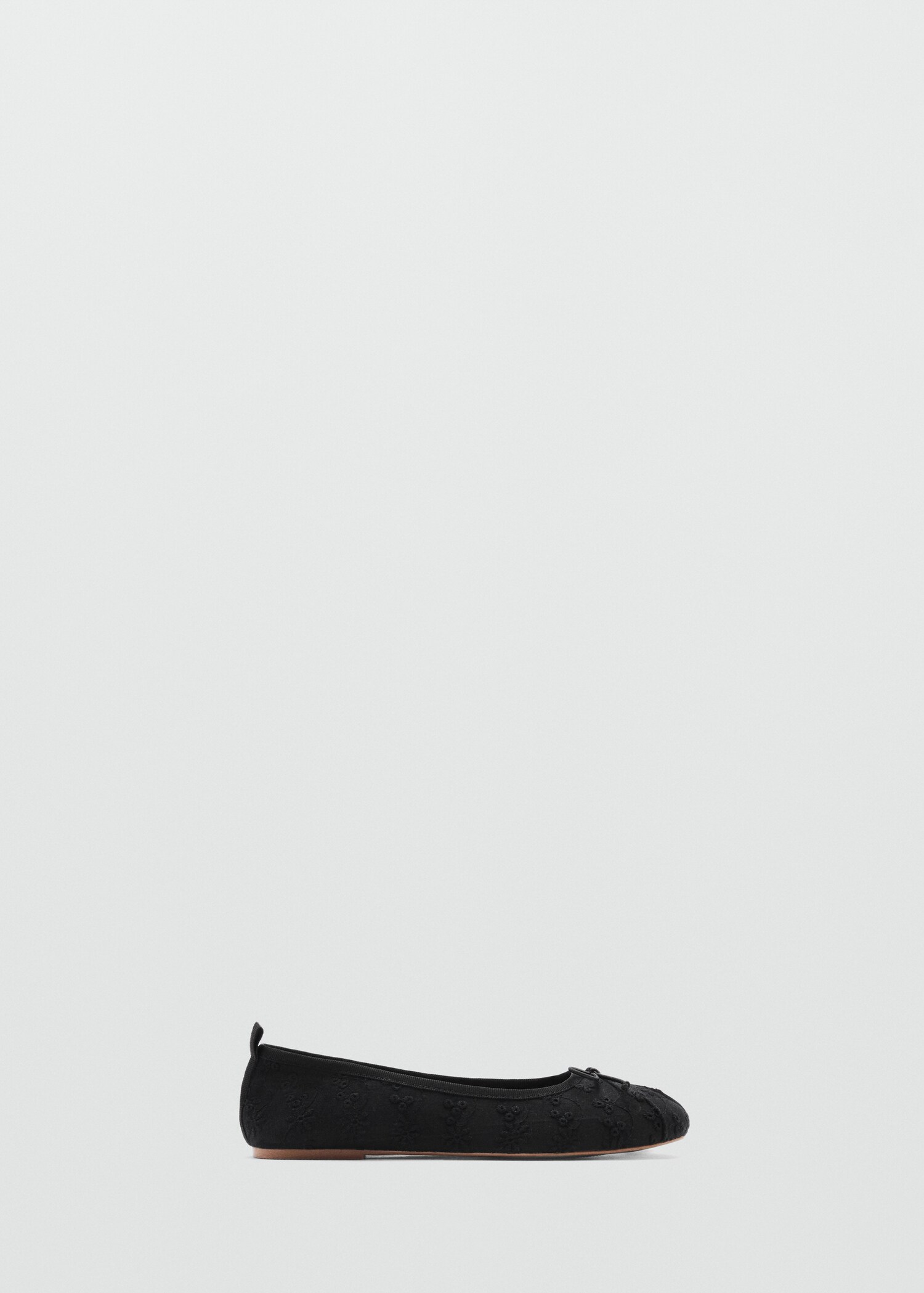 Embroidered ballet flats with bow - Article without model