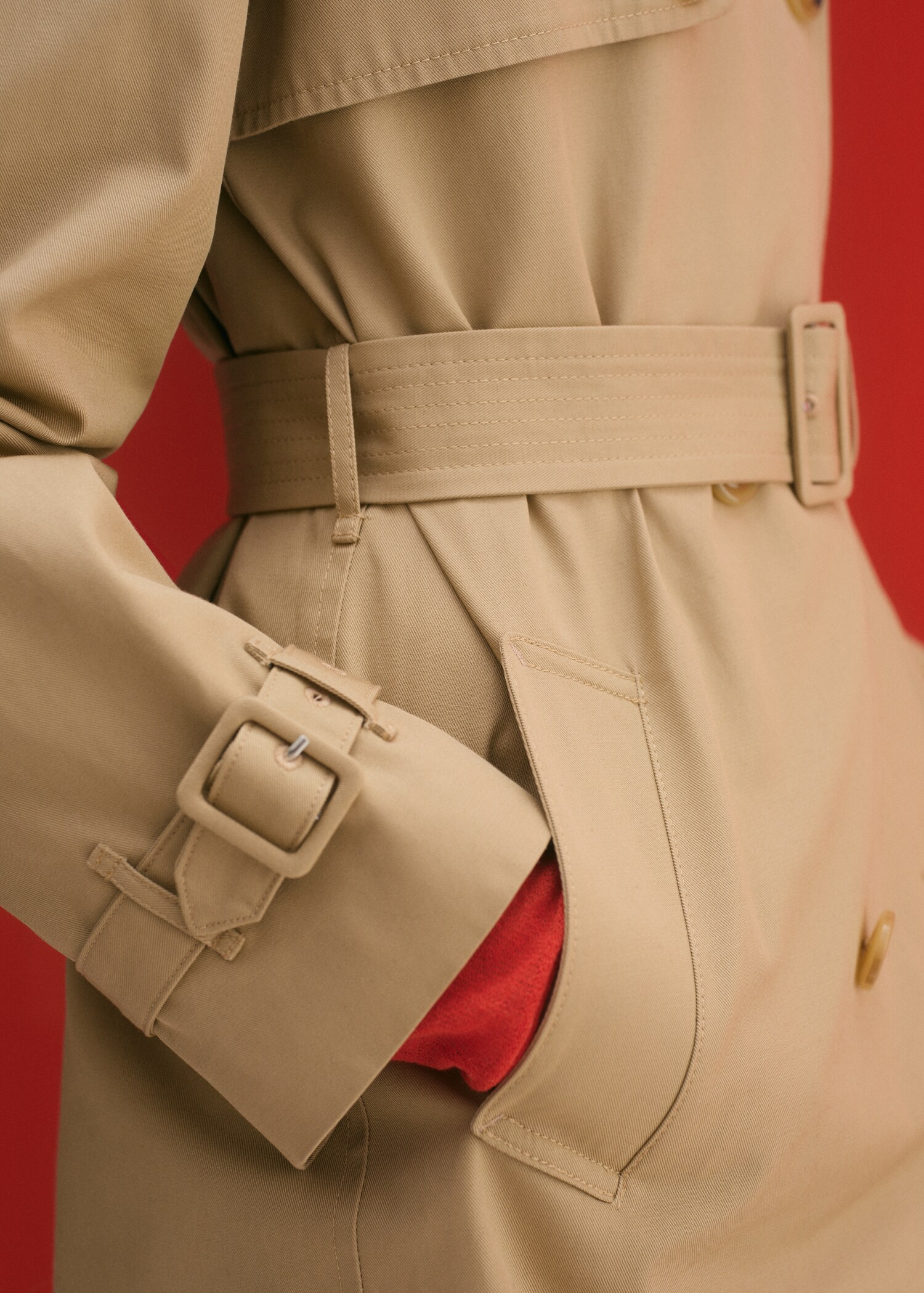 Classic trench coat with belt - Details of the article 6