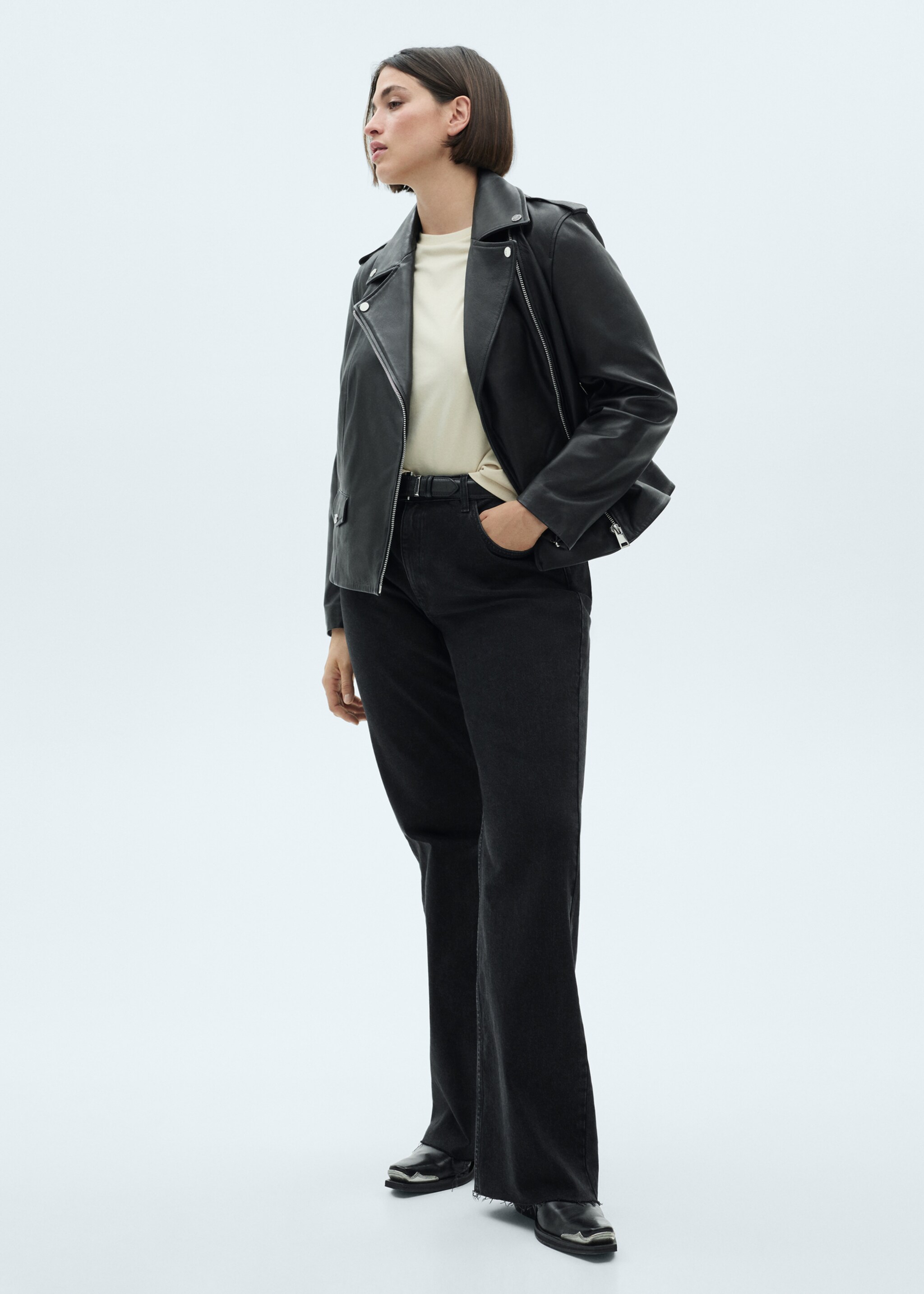 Leather biker jacket - Details of the article 3
