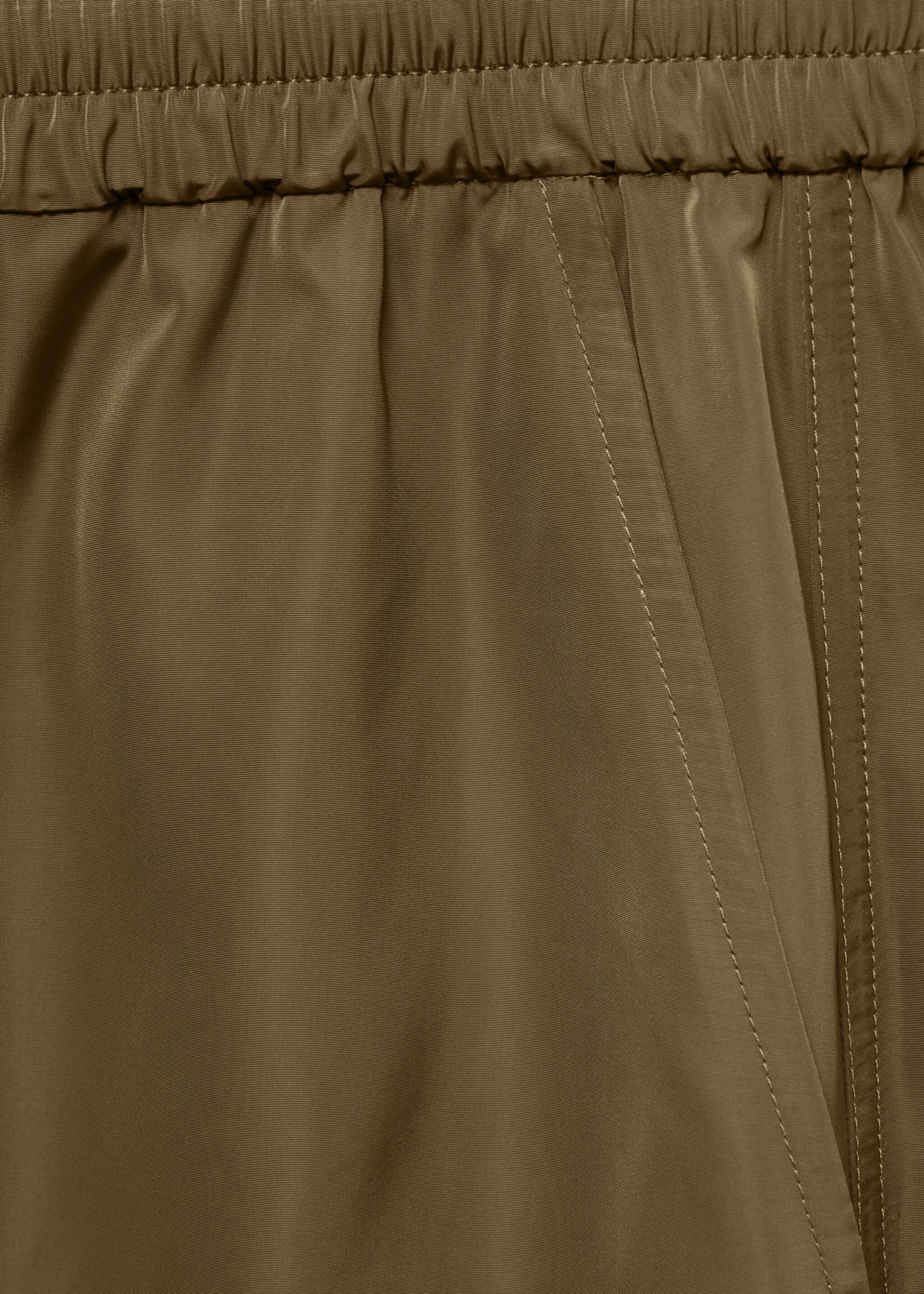 Cargo trousers with adjustable hem - Details of the article 0