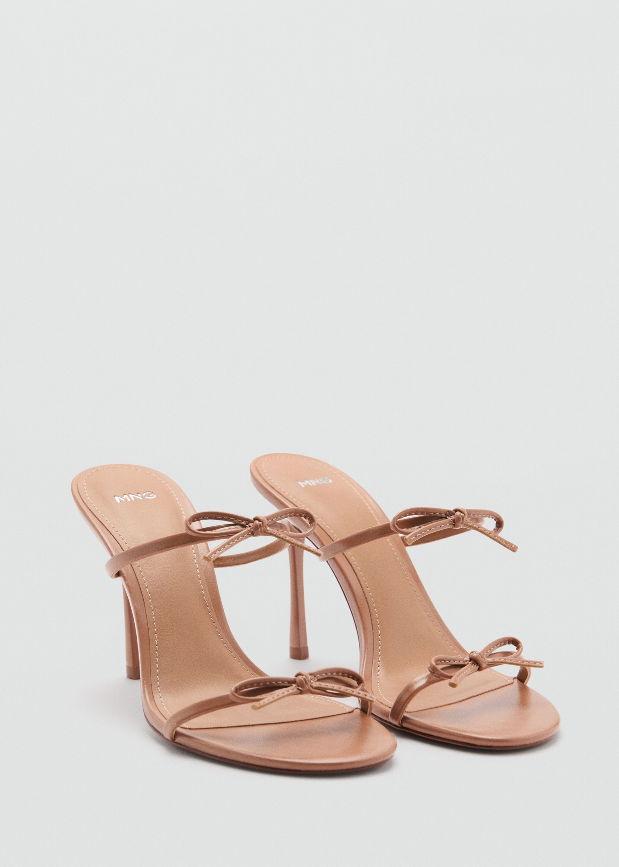 Strappy heeled sandals with bow detail - Medium plane