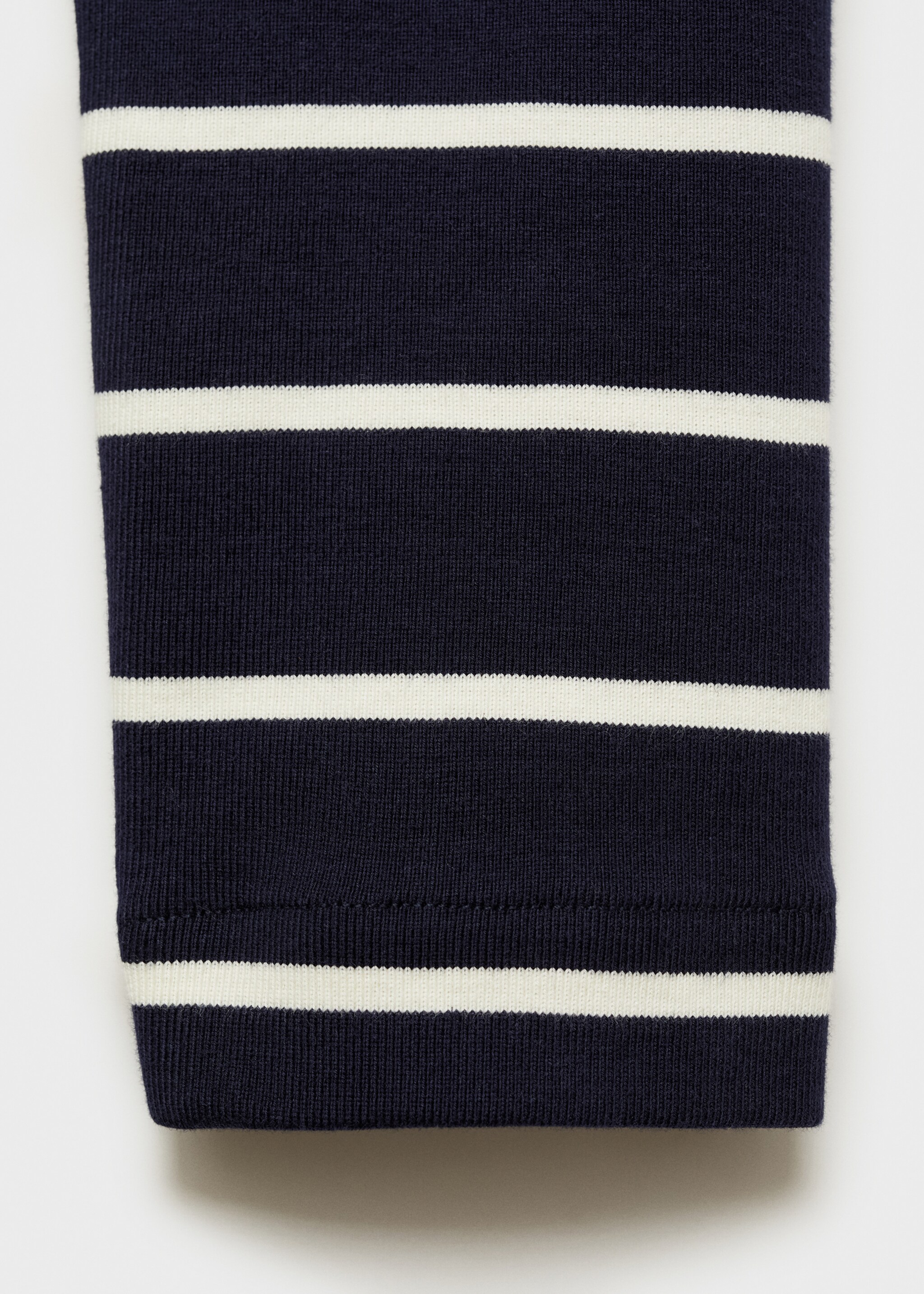 Cardigan de malha às riscas - Pormenor do artigo 0