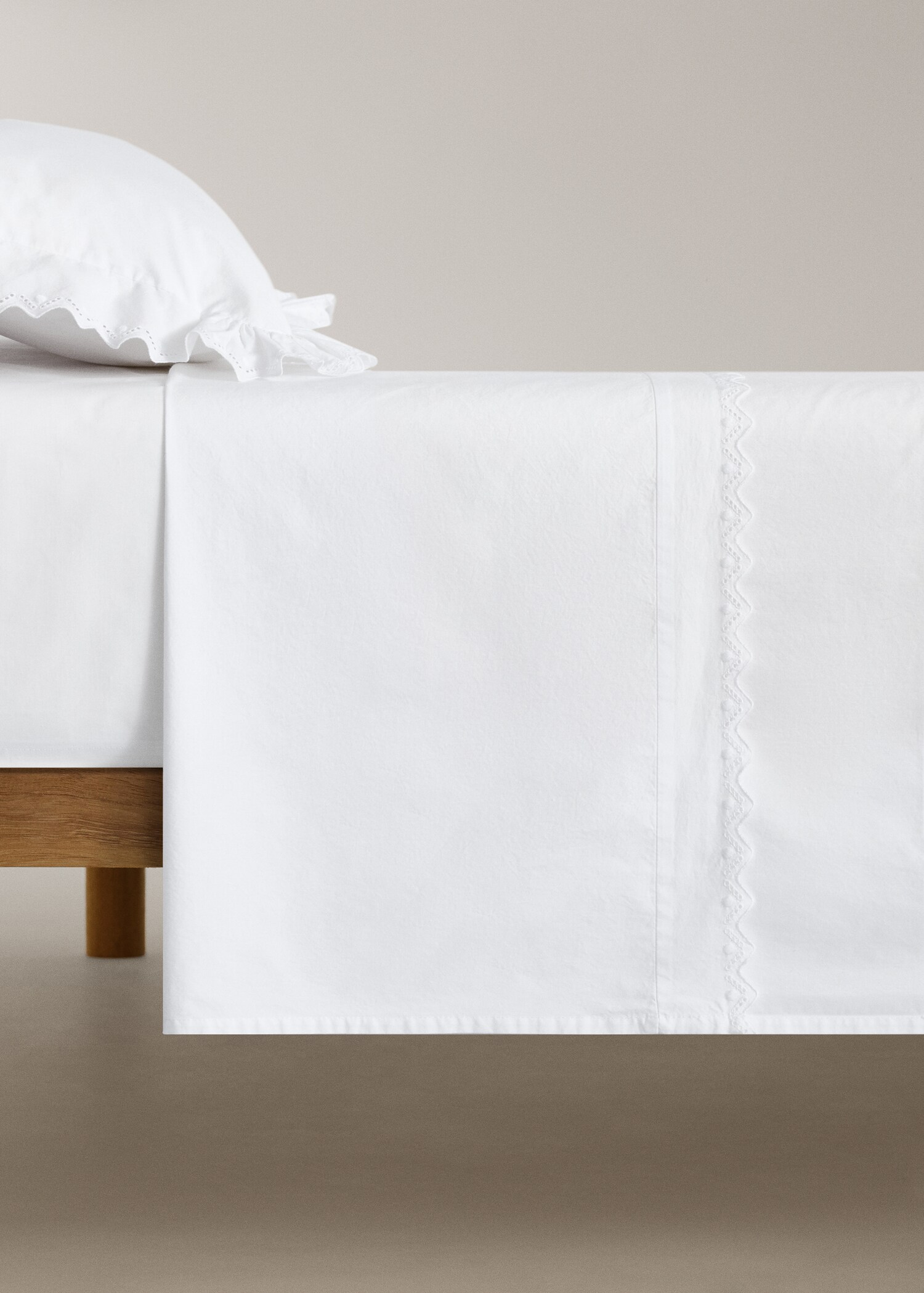 Set van dekbedovertrek en kussen voor wieg met volant - Artikel zonder model