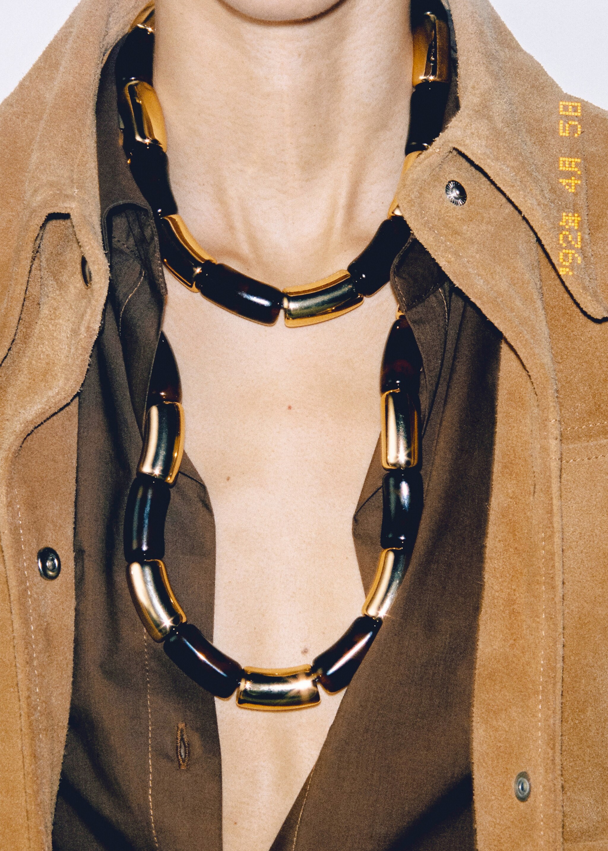 Collar combinat rígid - Detall de l'article 9