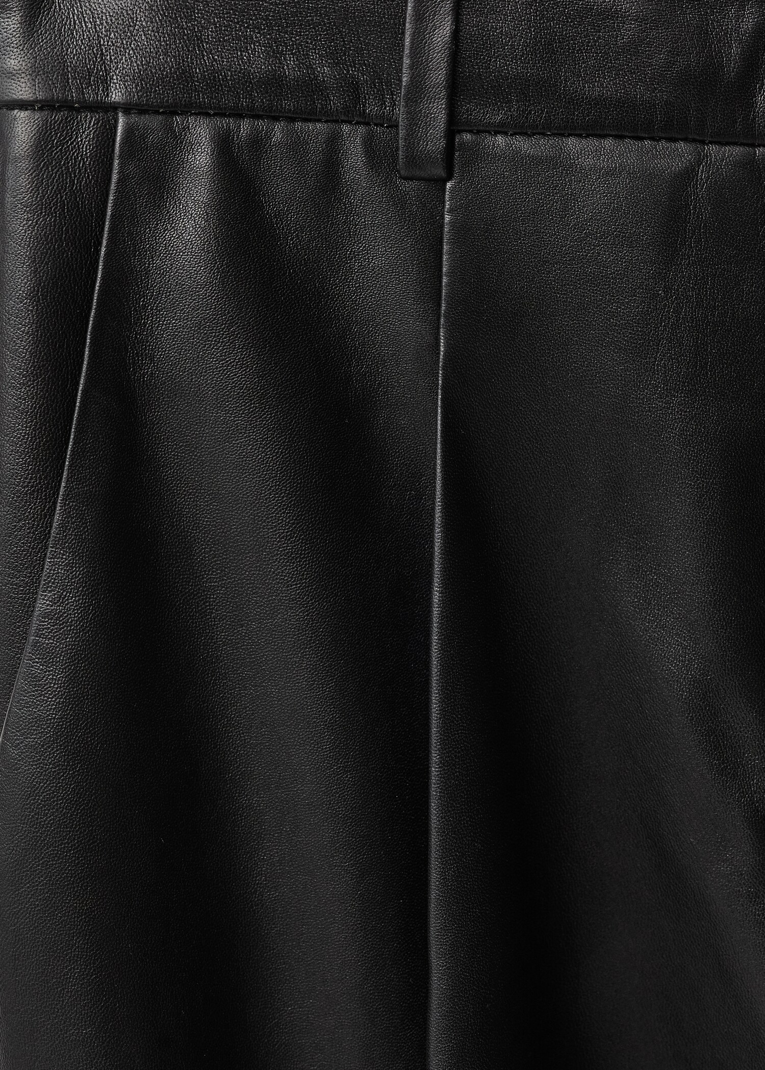 Gerade Lederhose mit Bundfalten-Detail - Detail des Artikels 8