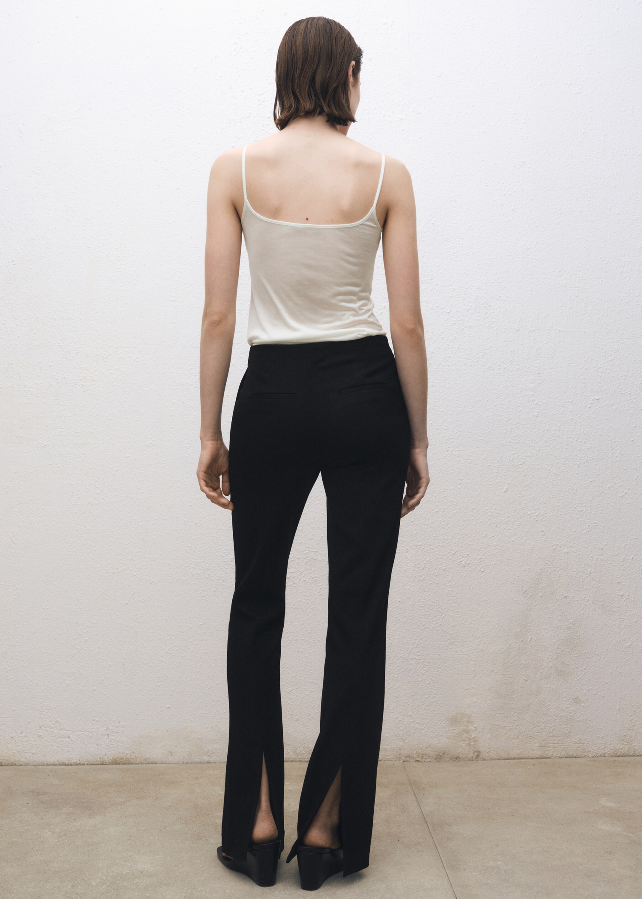 Silk top with thin straps - Reverse of the article