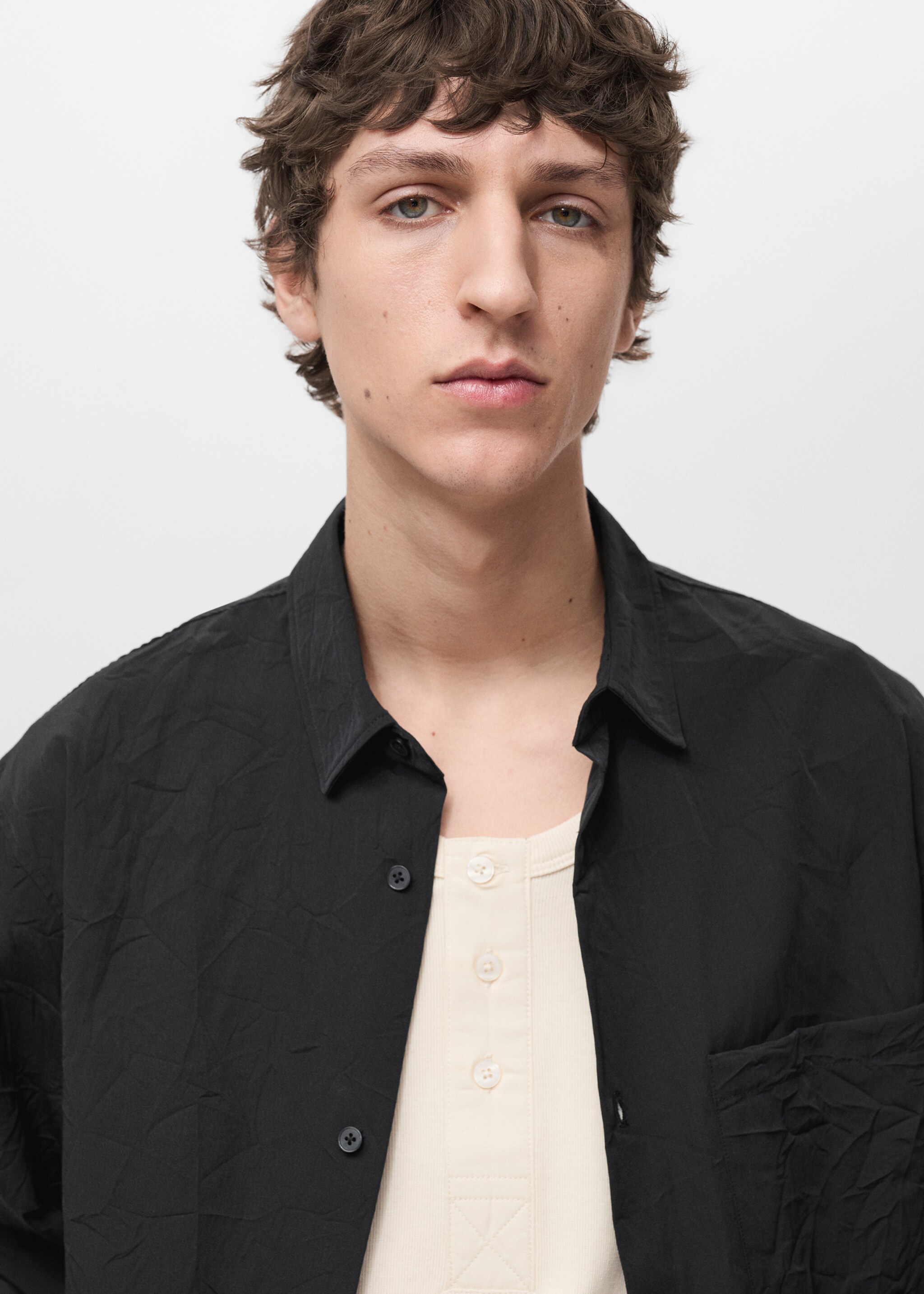 Creased-effect shirt - Details of the article 1