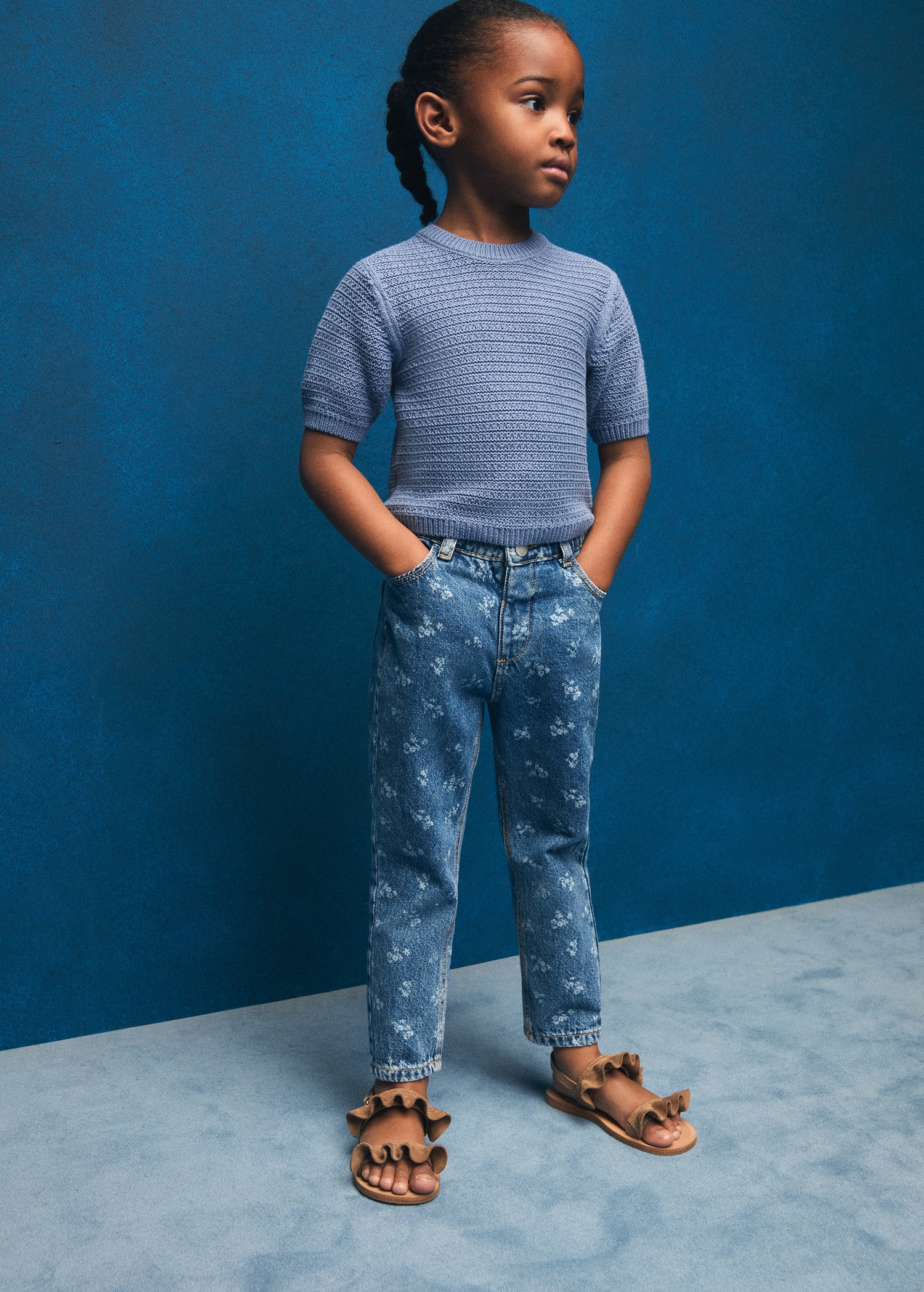 Printed straight jeans - Details of the article 5