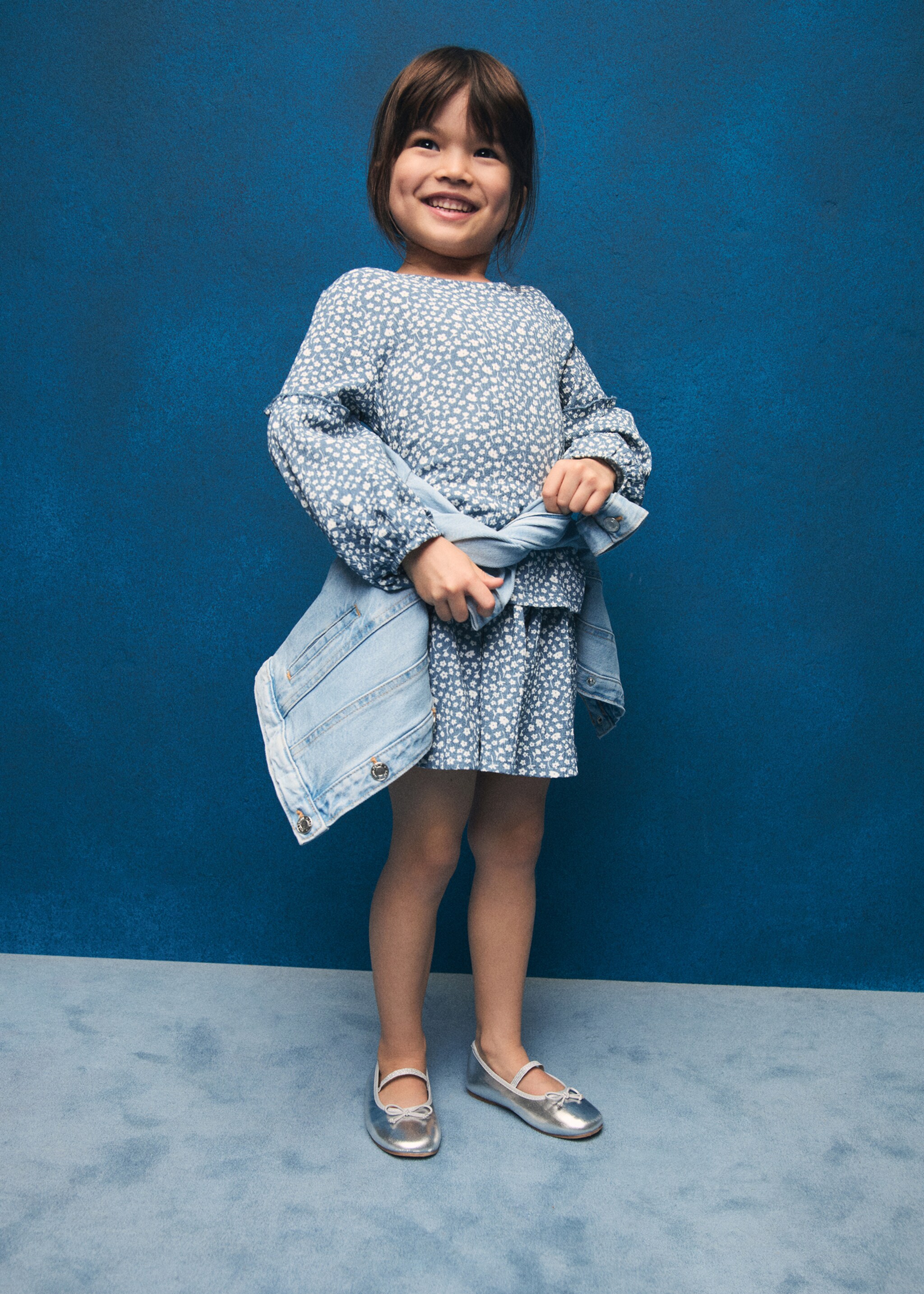 Short pleated skirt - Details of the article 5