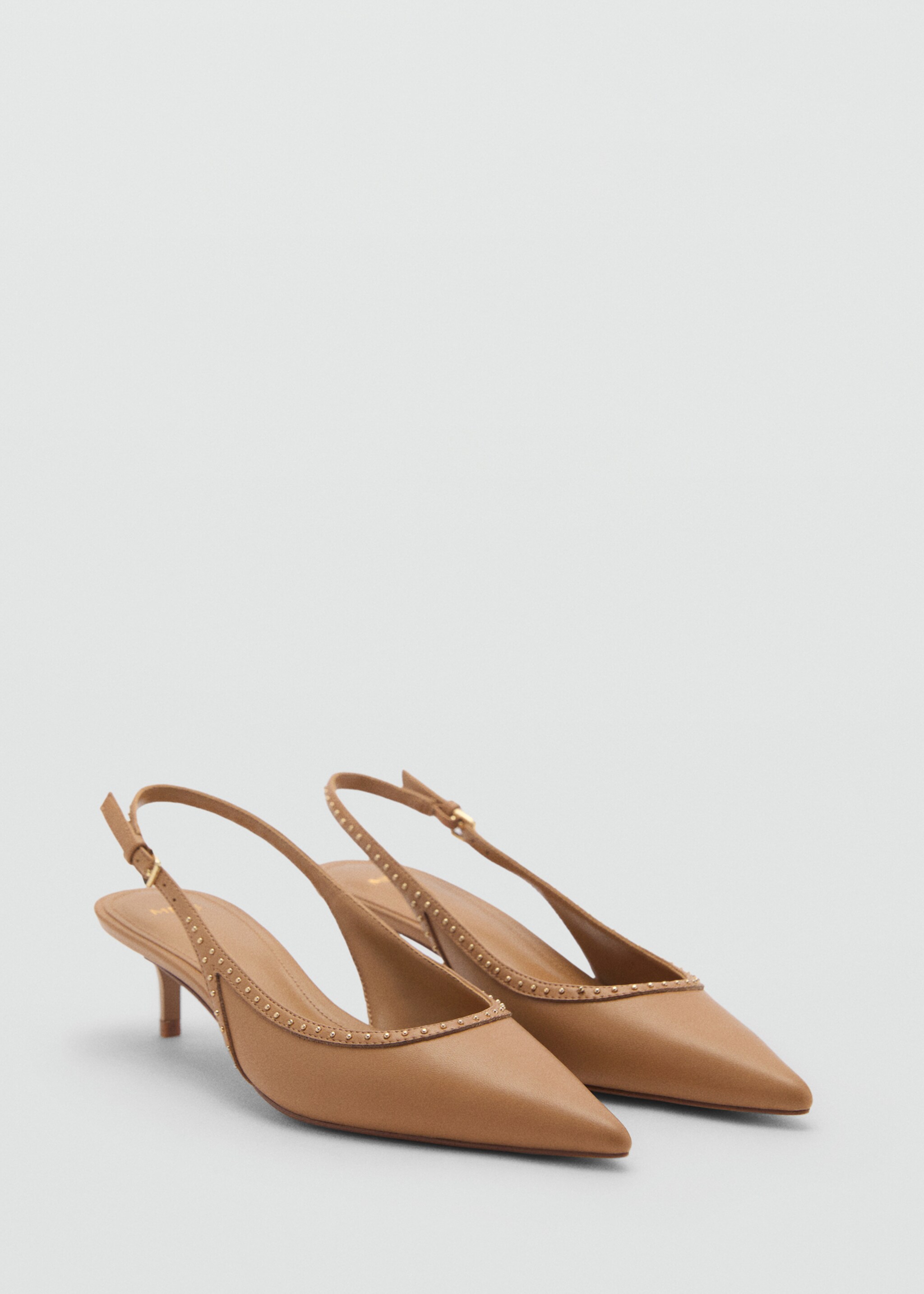 Kitten-heel shoes with stud detail - Medium plane