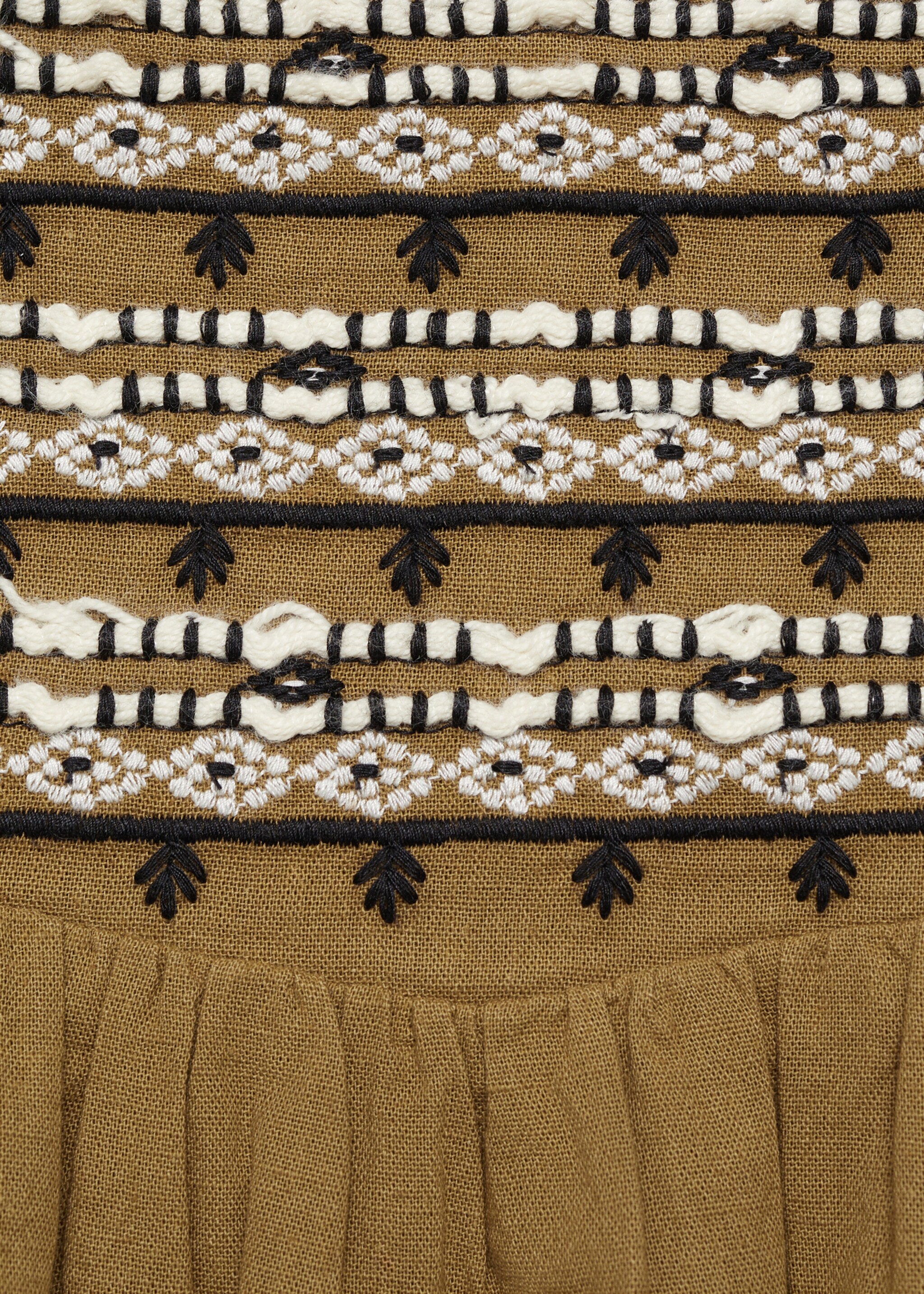 Short skirt with embroidered waist - Details of the article 8