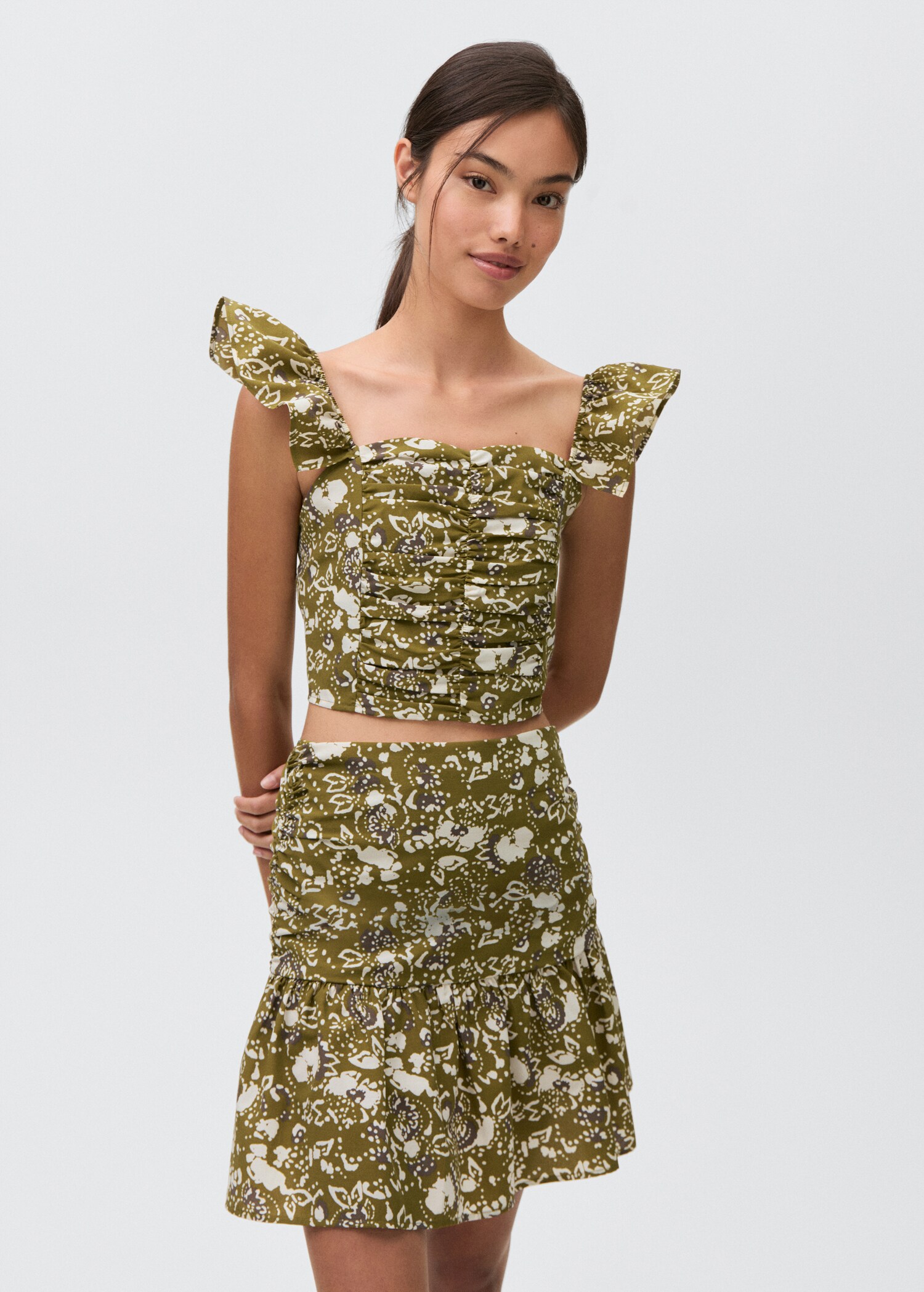 Minifalda estampada volante - Plano medio
