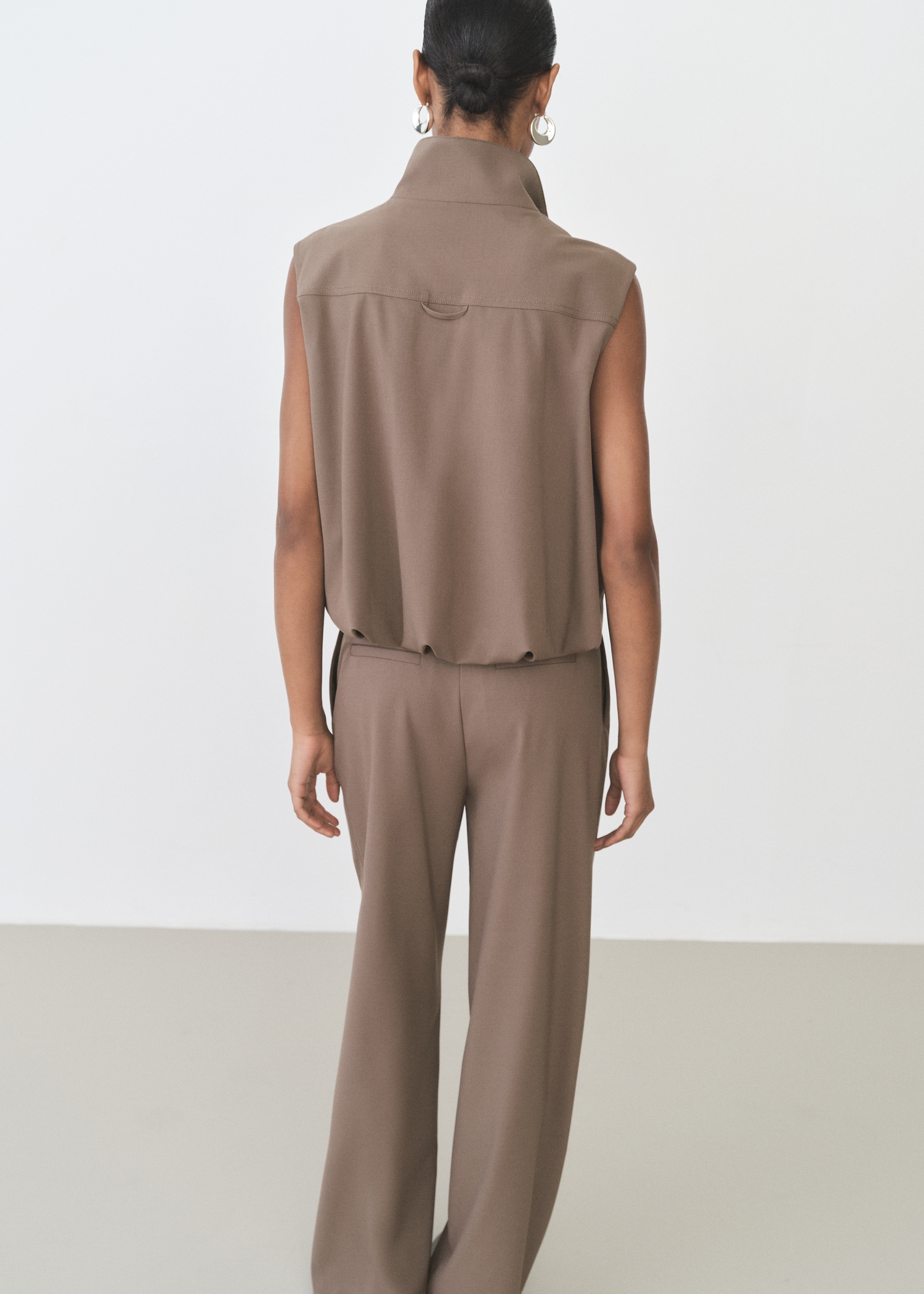 Cepli oversize yelek - Ürünün arkası