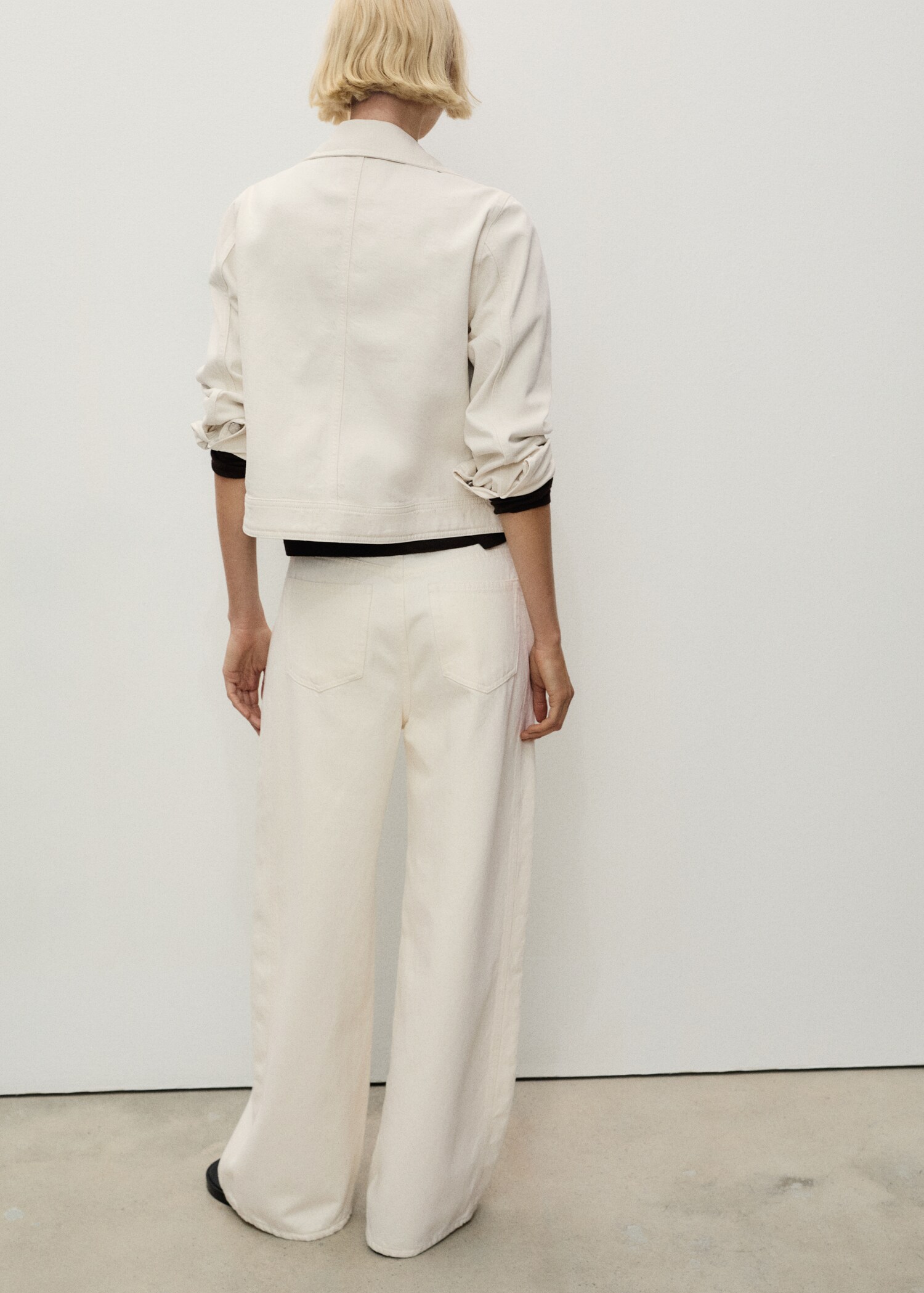 High-rise balloon jeans - Reverse of the article