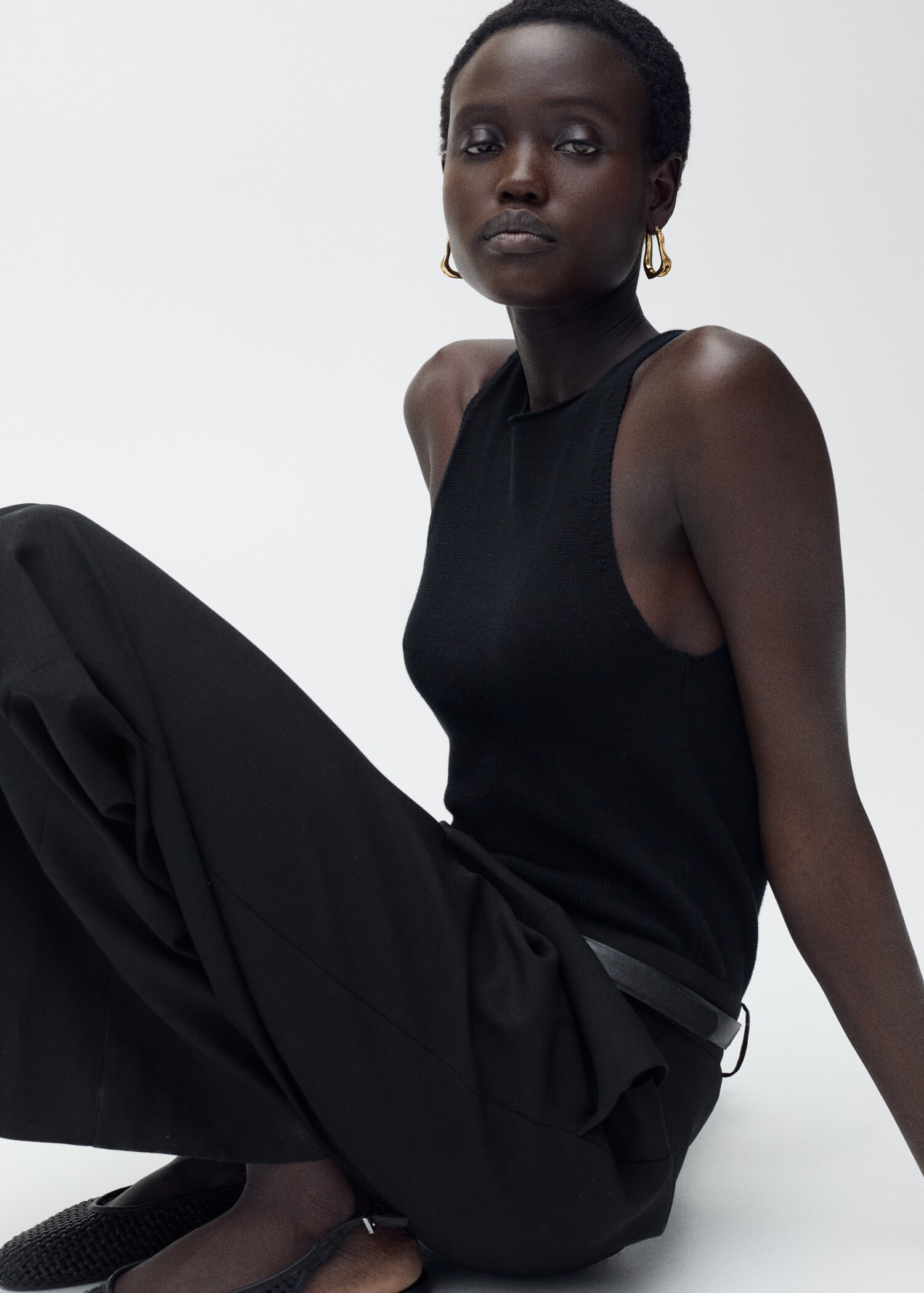 Combined-fabric jumpsuit with belt - Details of the article 2