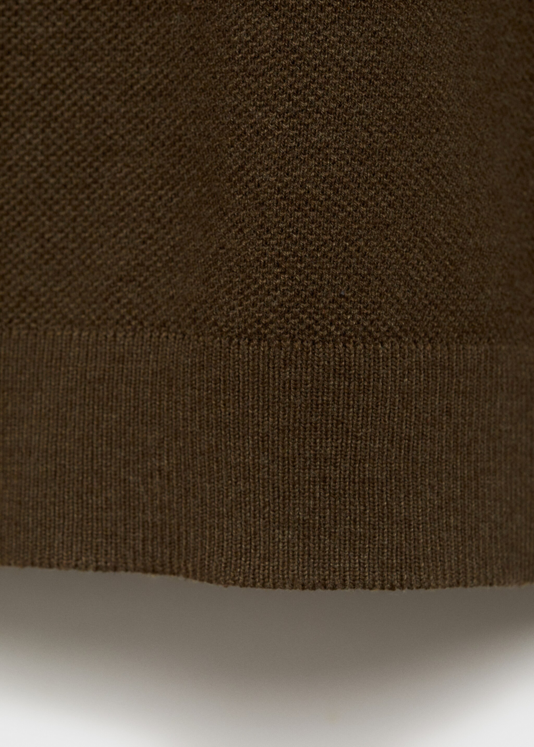 Structured knitted slim-fit polo shirt - Details of the article 0