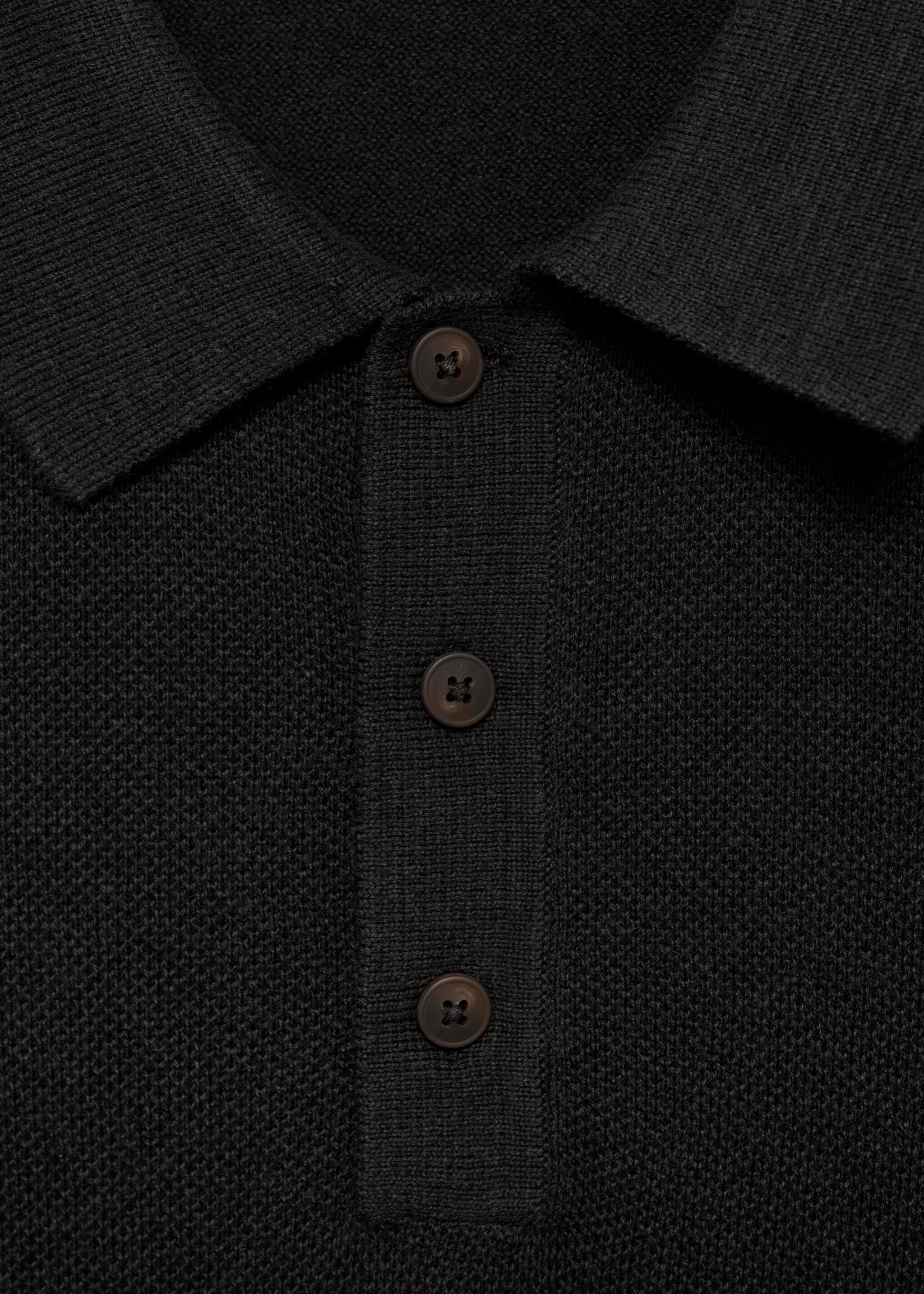Structured knitted slim-fit polo shirt - Details of the article 8