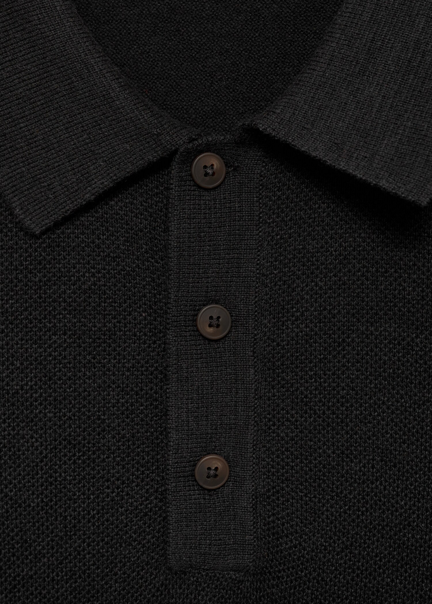 Structured knitted slim-fit polo shirt - Details of the article 8