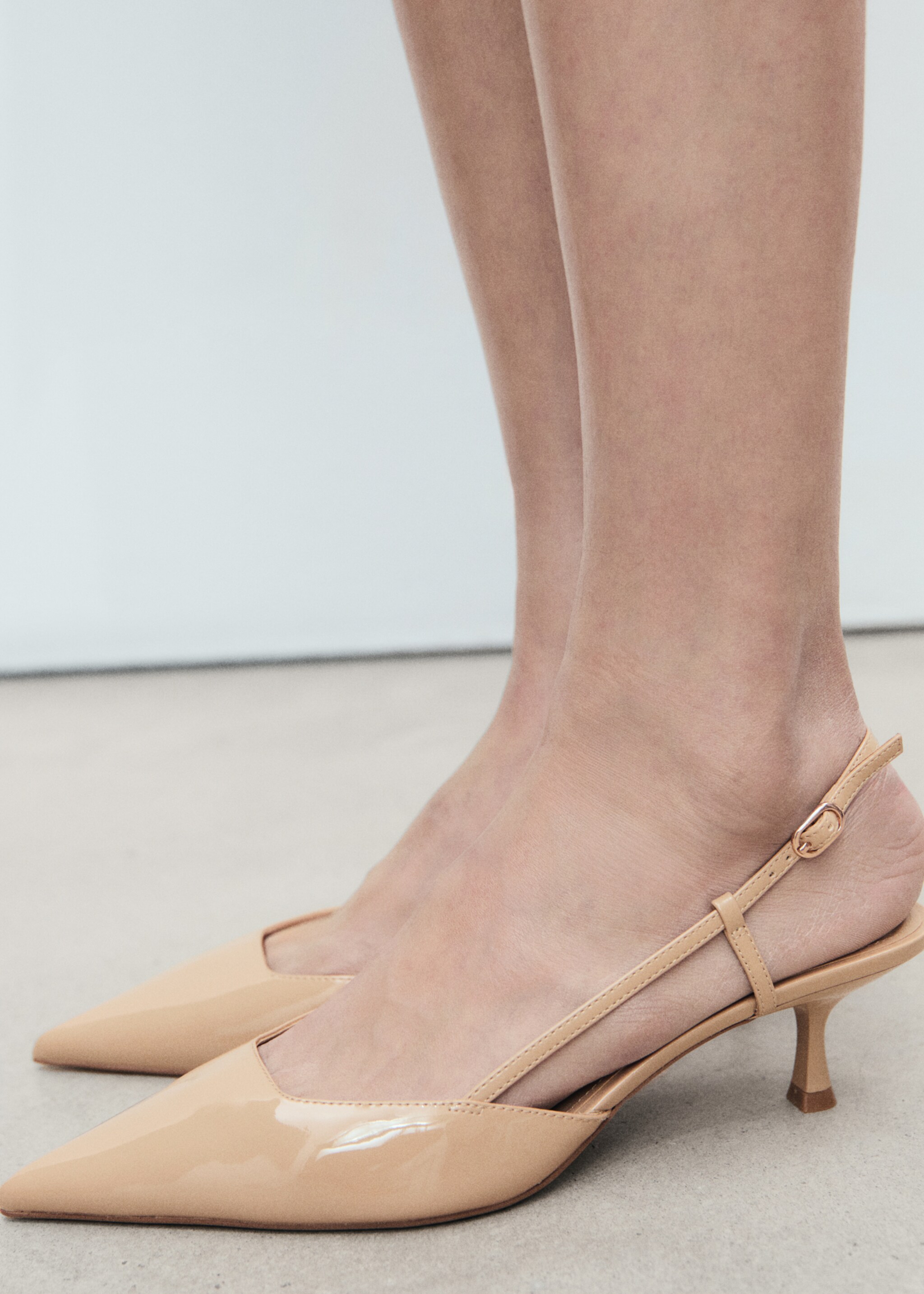 Patent leather-effect heeled shoes - Details of the article 9