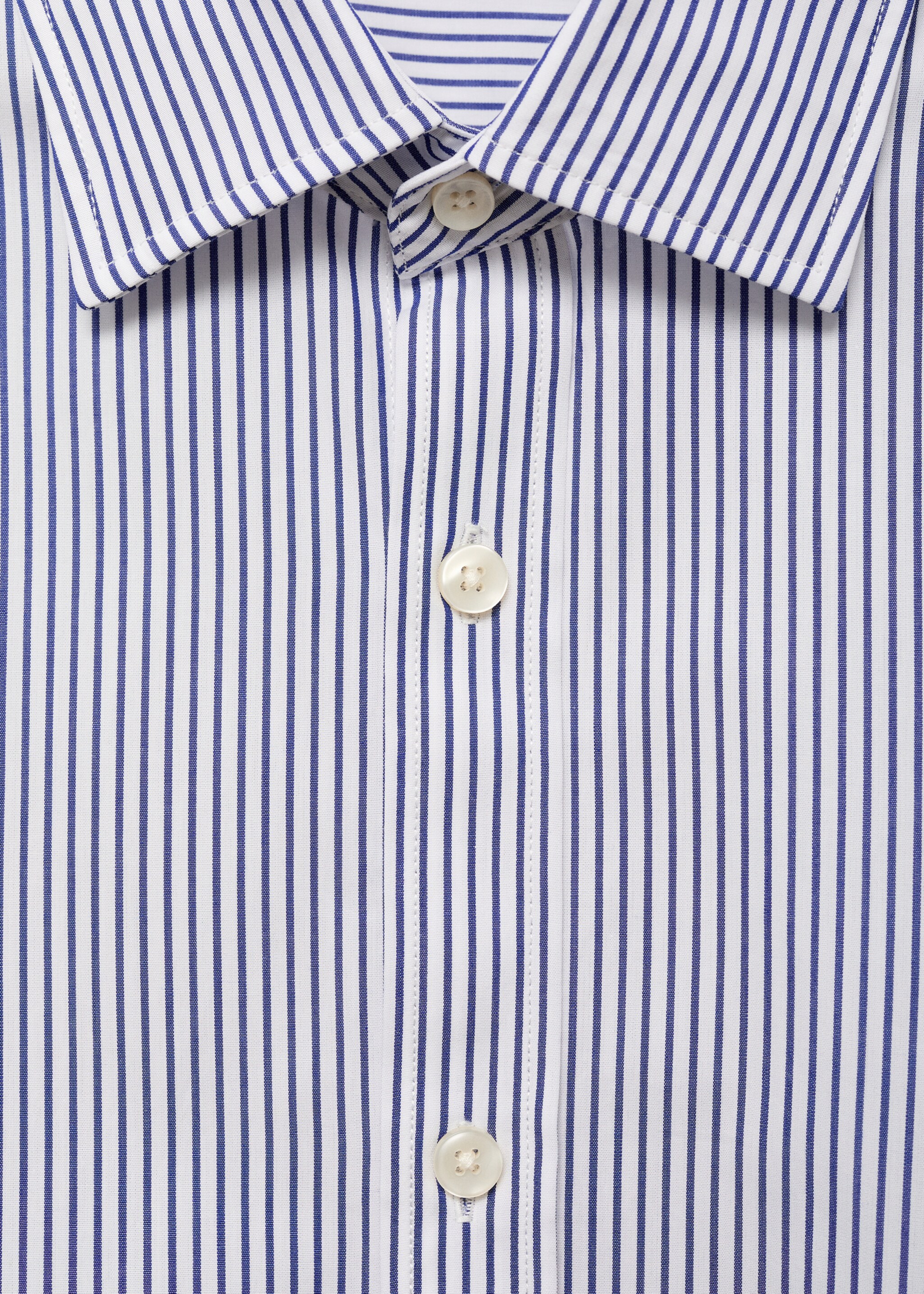 Slim Fit-Streifenhemd aus 100 % Baumwolle - Detail des Artikels 8