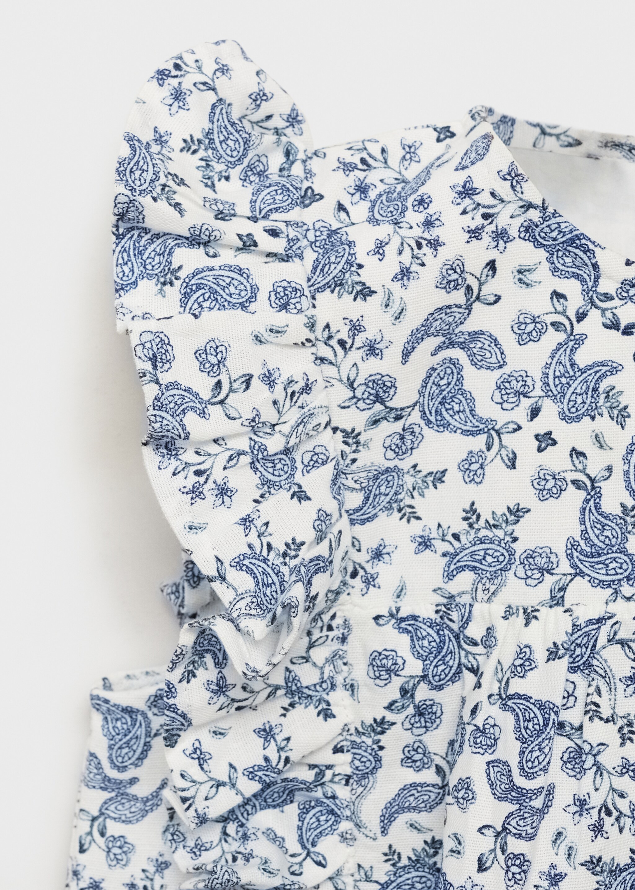 Ruffled printed dress - Details of the article 8