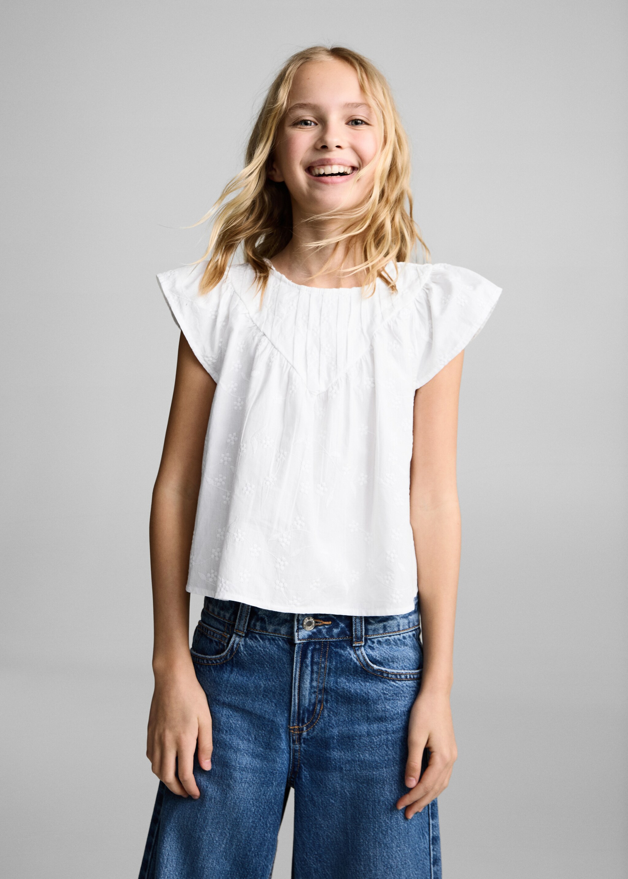 Blusa algodón bordados - Plano medio
