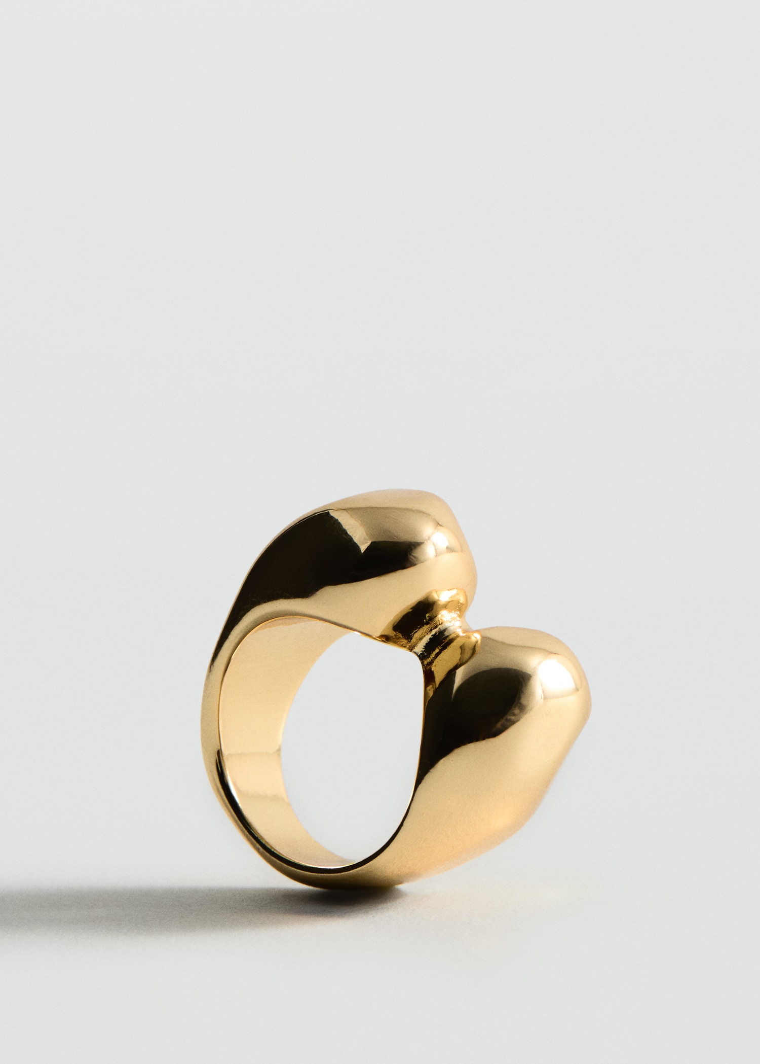 Volume texture ring - Women | MANGO Egypt