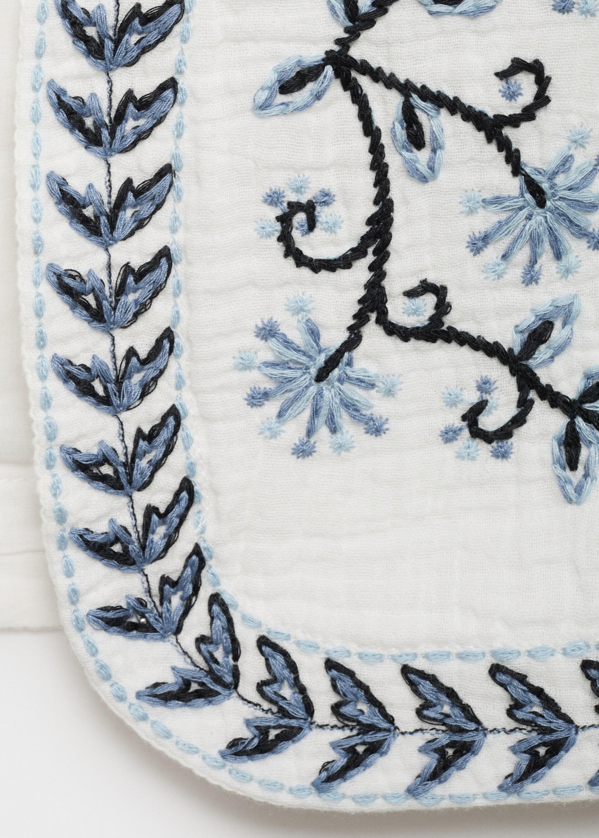 Flower-embroidered cropped waistcoat - Details of the article 0