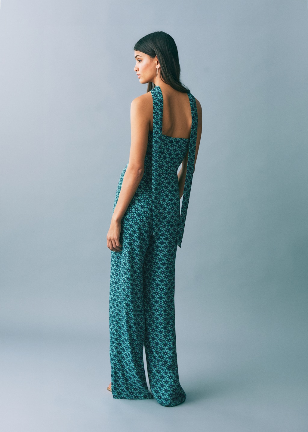 Printed jumpsuit with bow