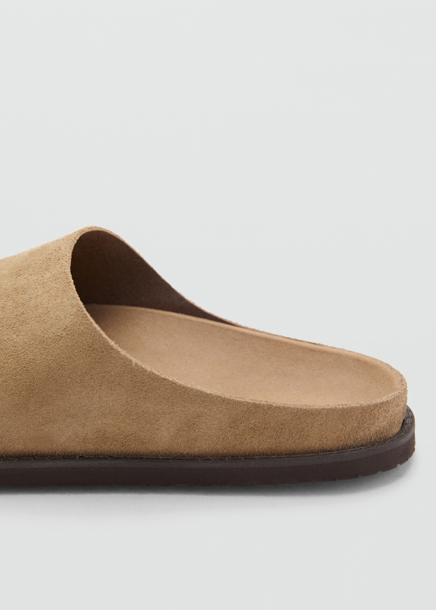 Suede leather clogs - Men | MANGO Pakistan