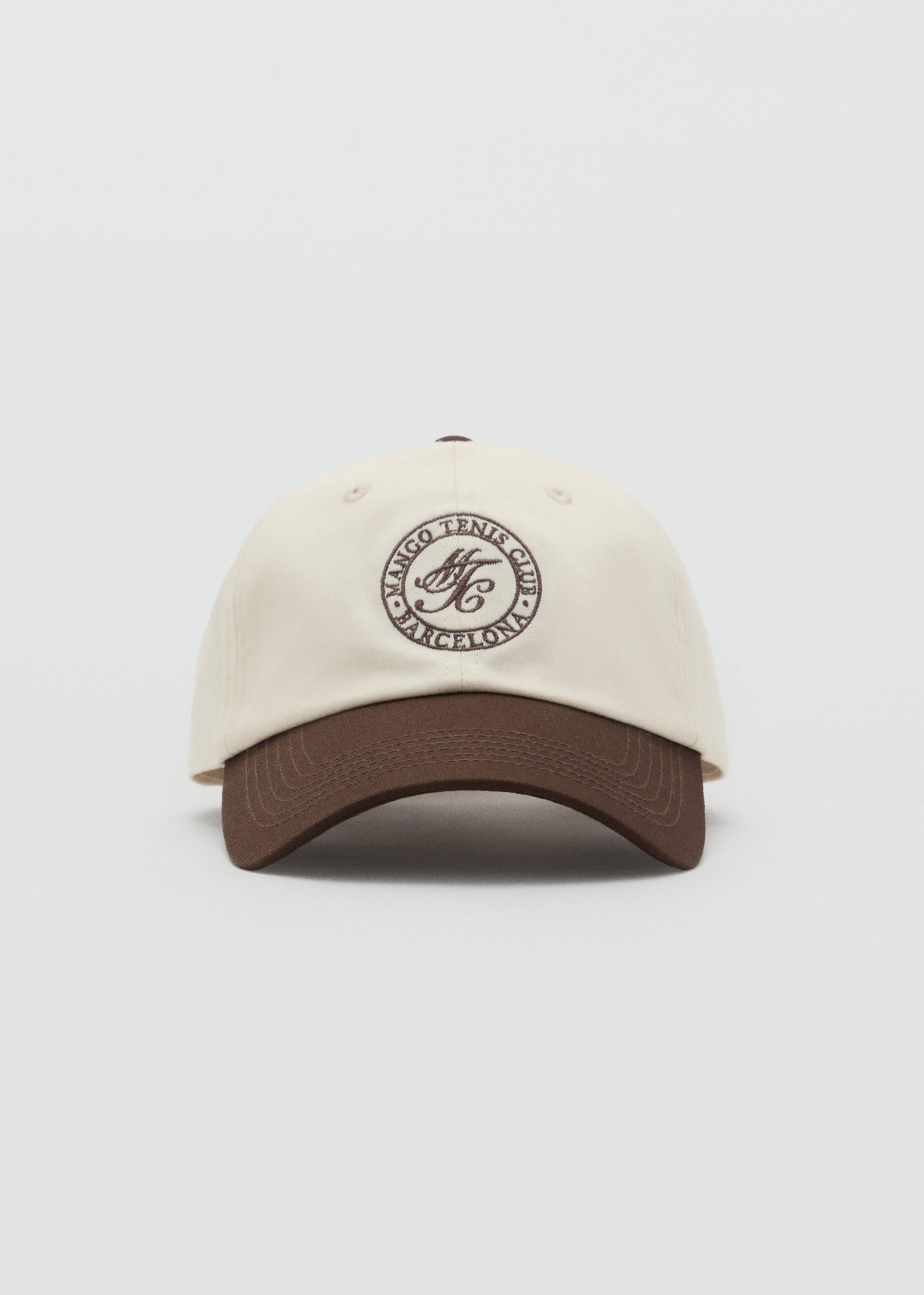 Gorra visera algodón bordado - Plano medio