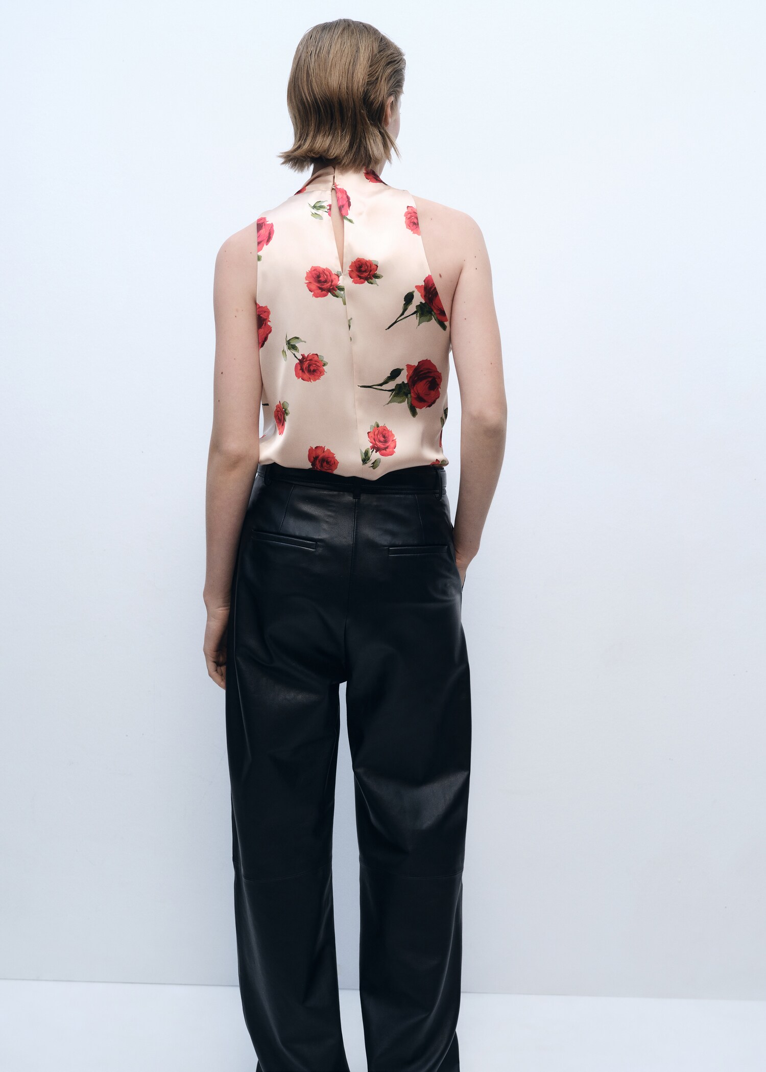 Floral satin blouse - Versi terbalik dari barang
