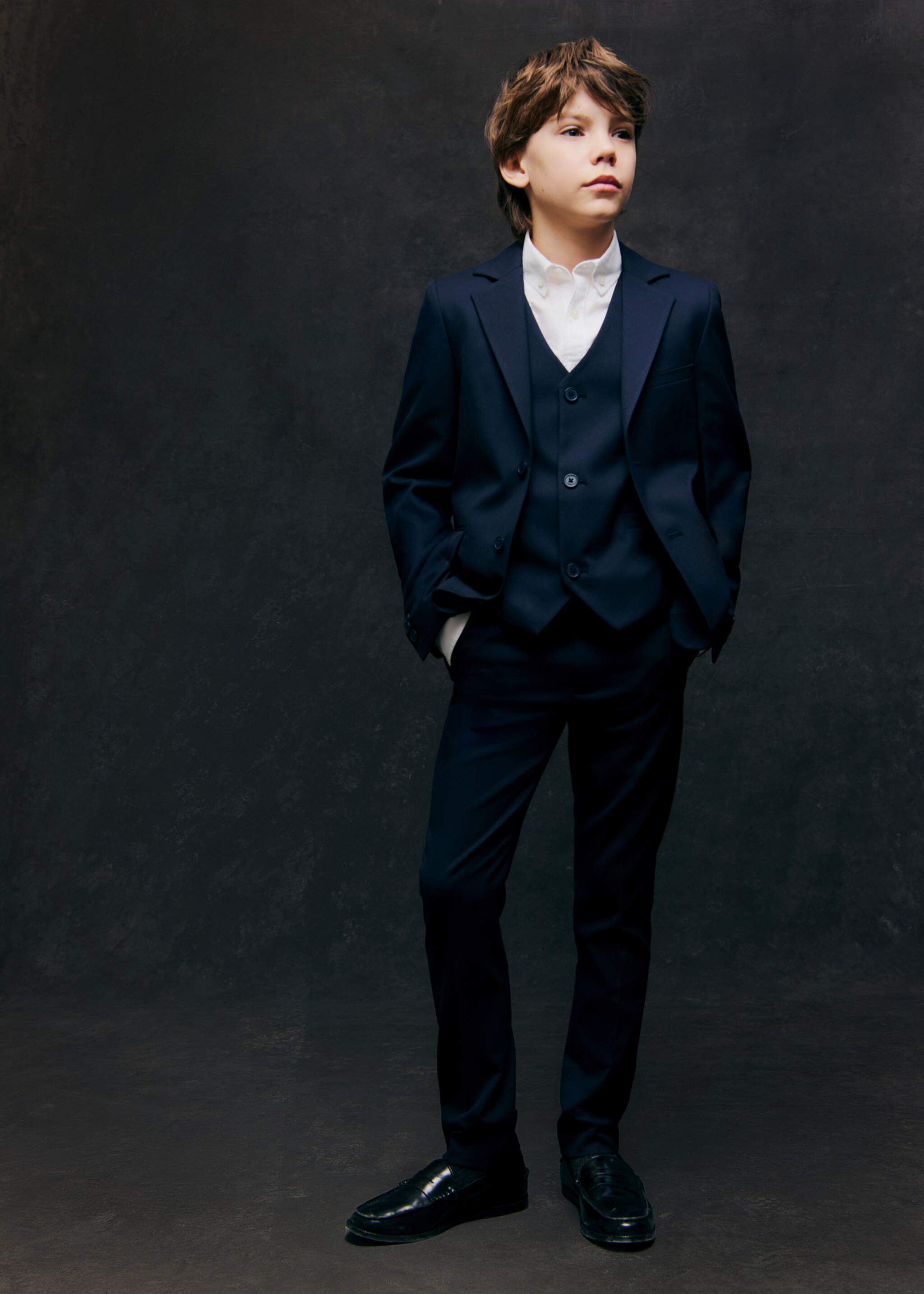 Slim-fit suit waistcoat - Details of the article 8