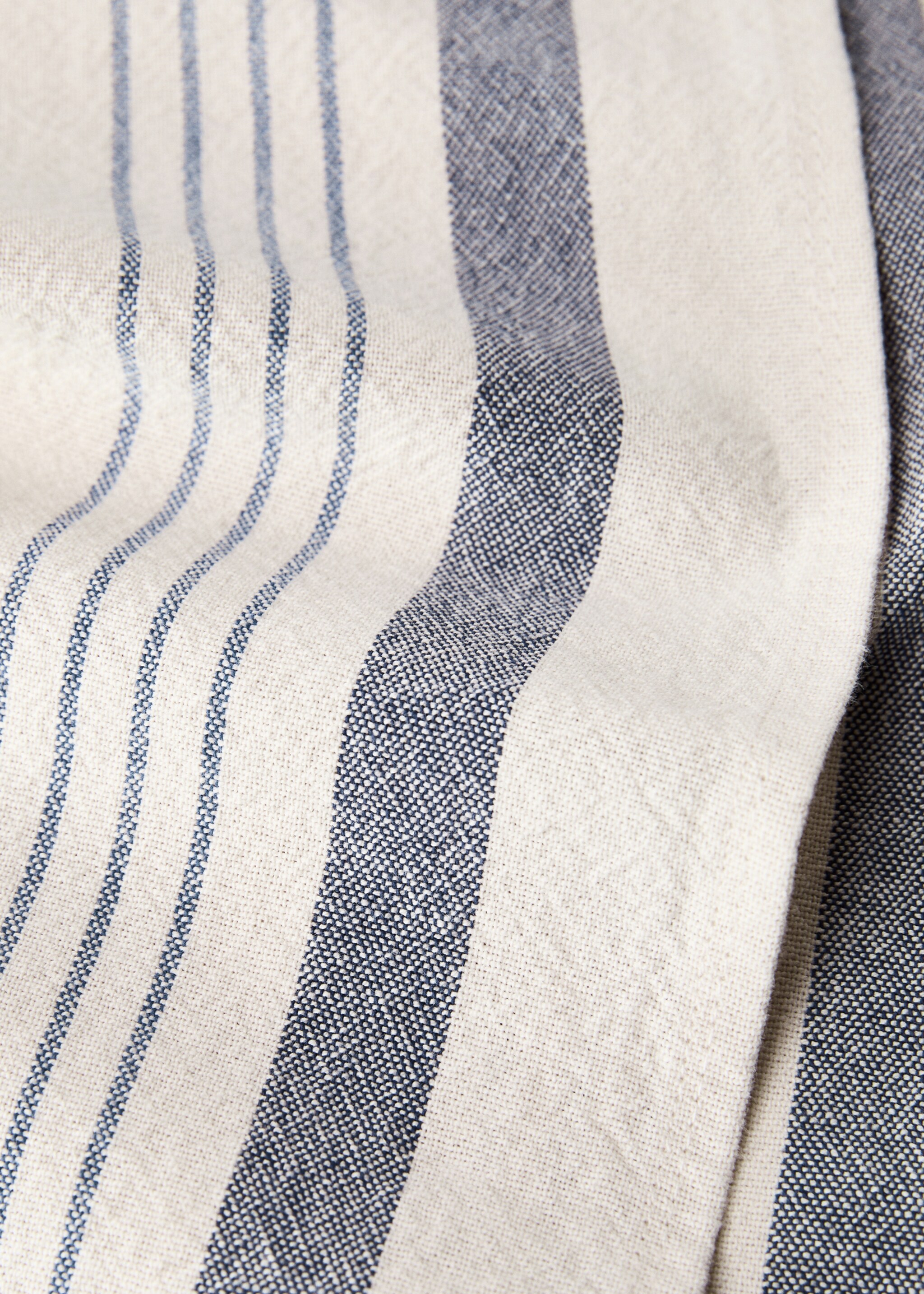 Fringed multi-striped sarong towel - Details of the article 2