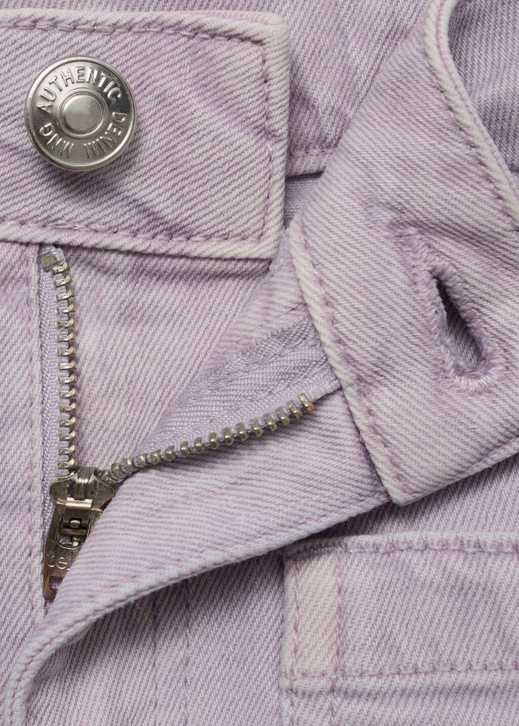 Denim shorts with pockets